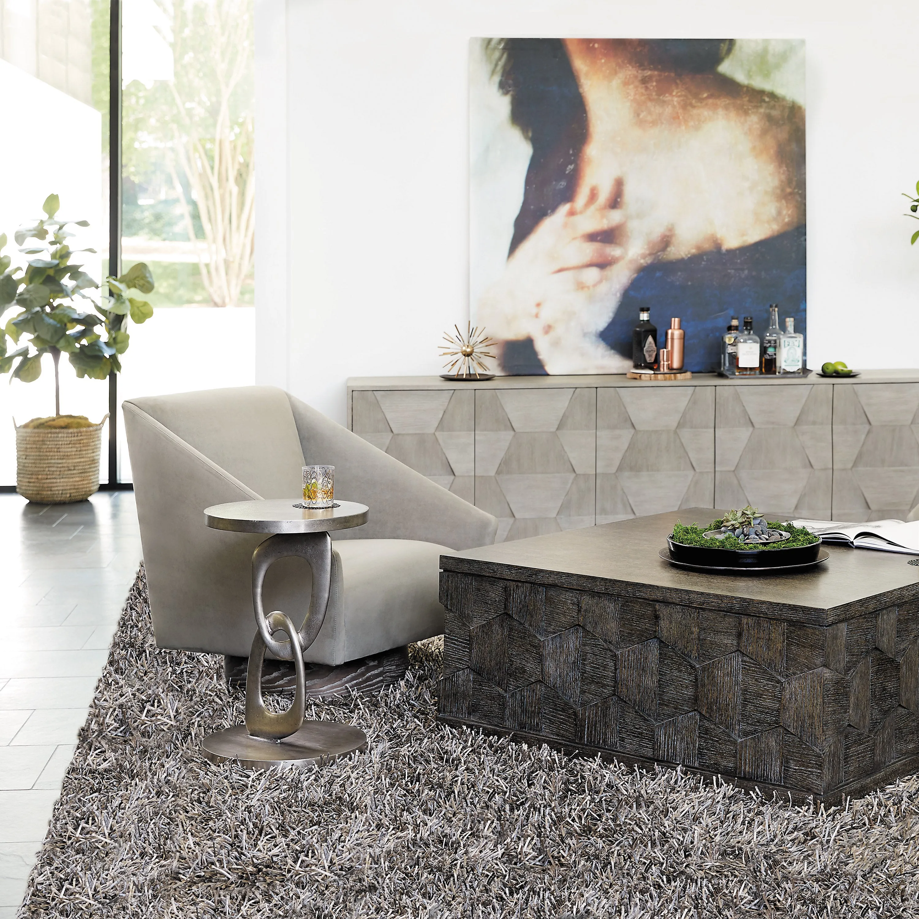 Linea Metal Round Chairside Table with Interlocking Shape