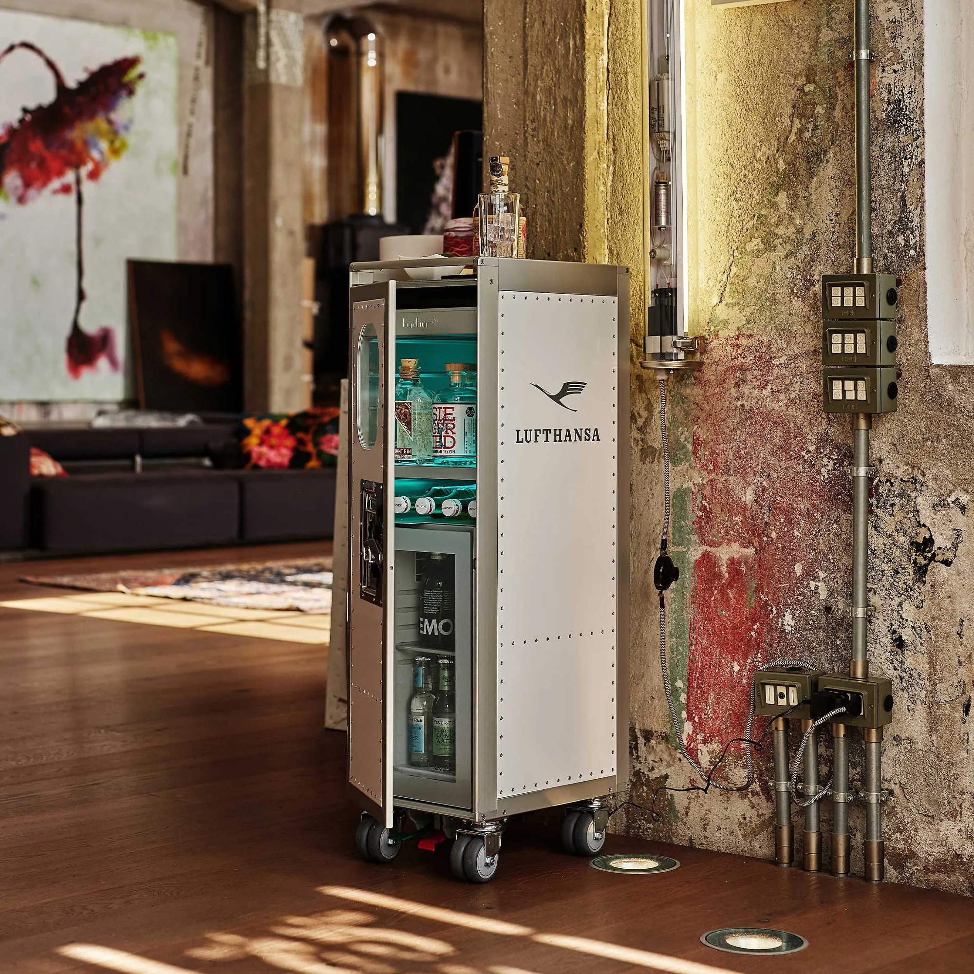 Lufthansa Cocktail Trolley