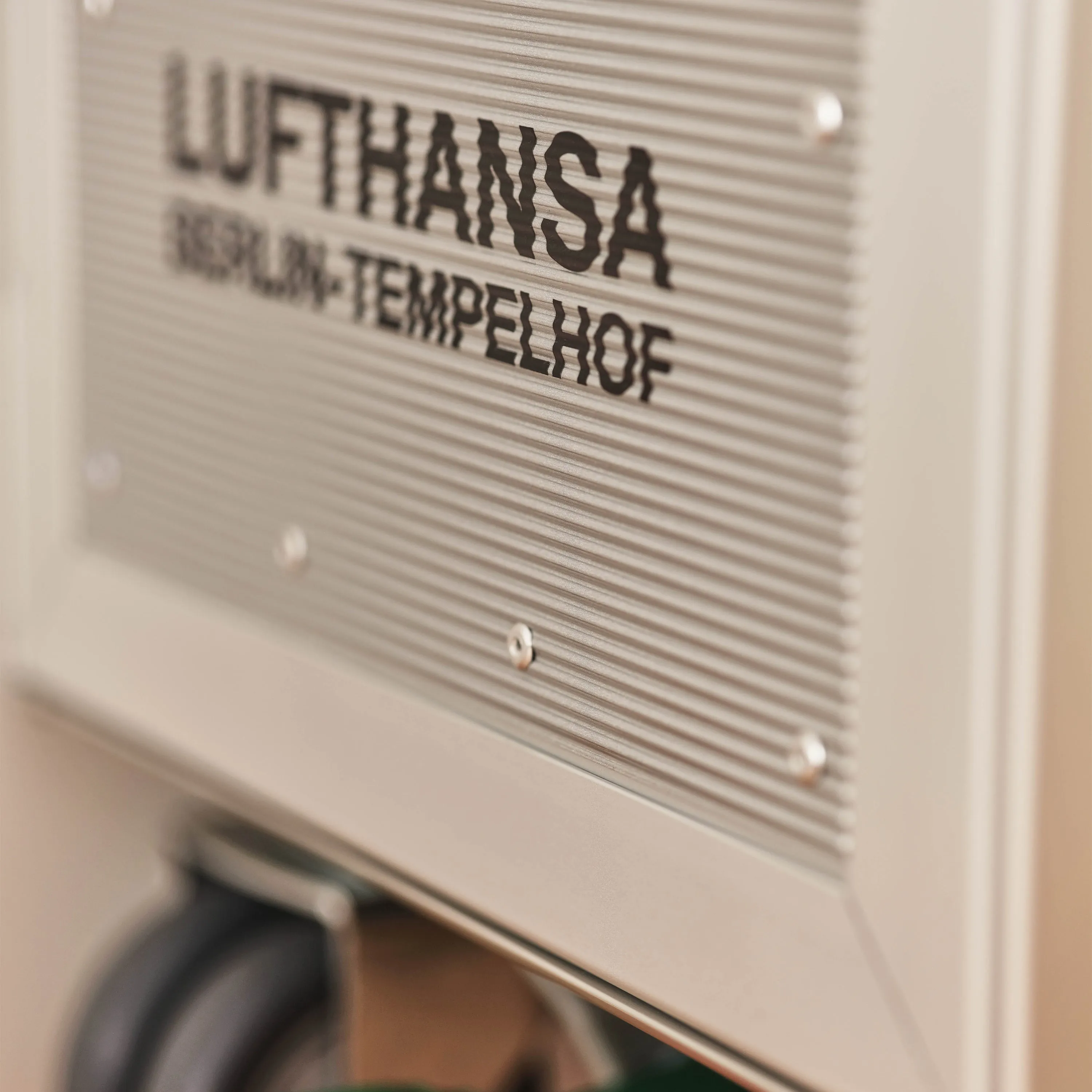 Lufthansa Ju 52 Trolley