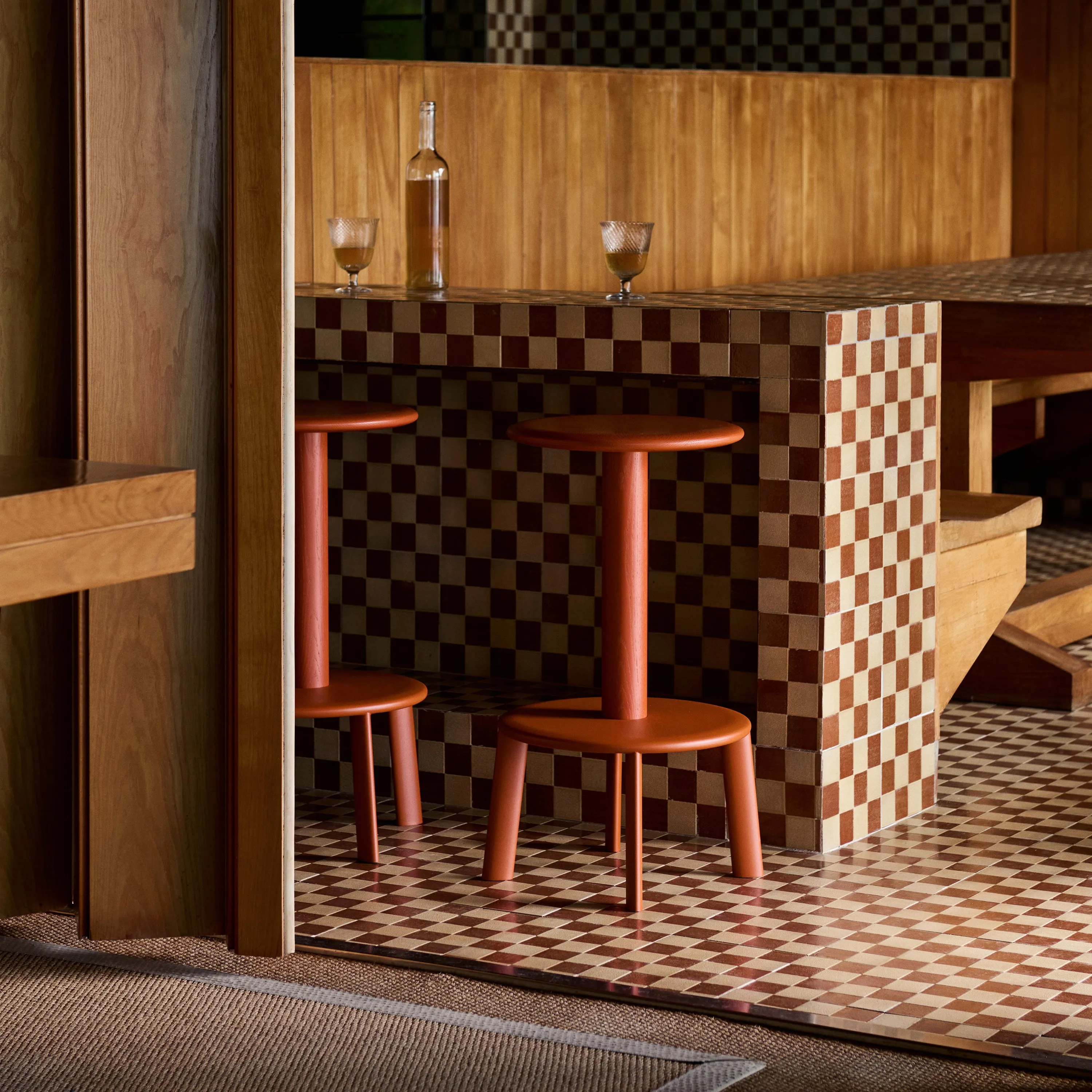Massif Stool