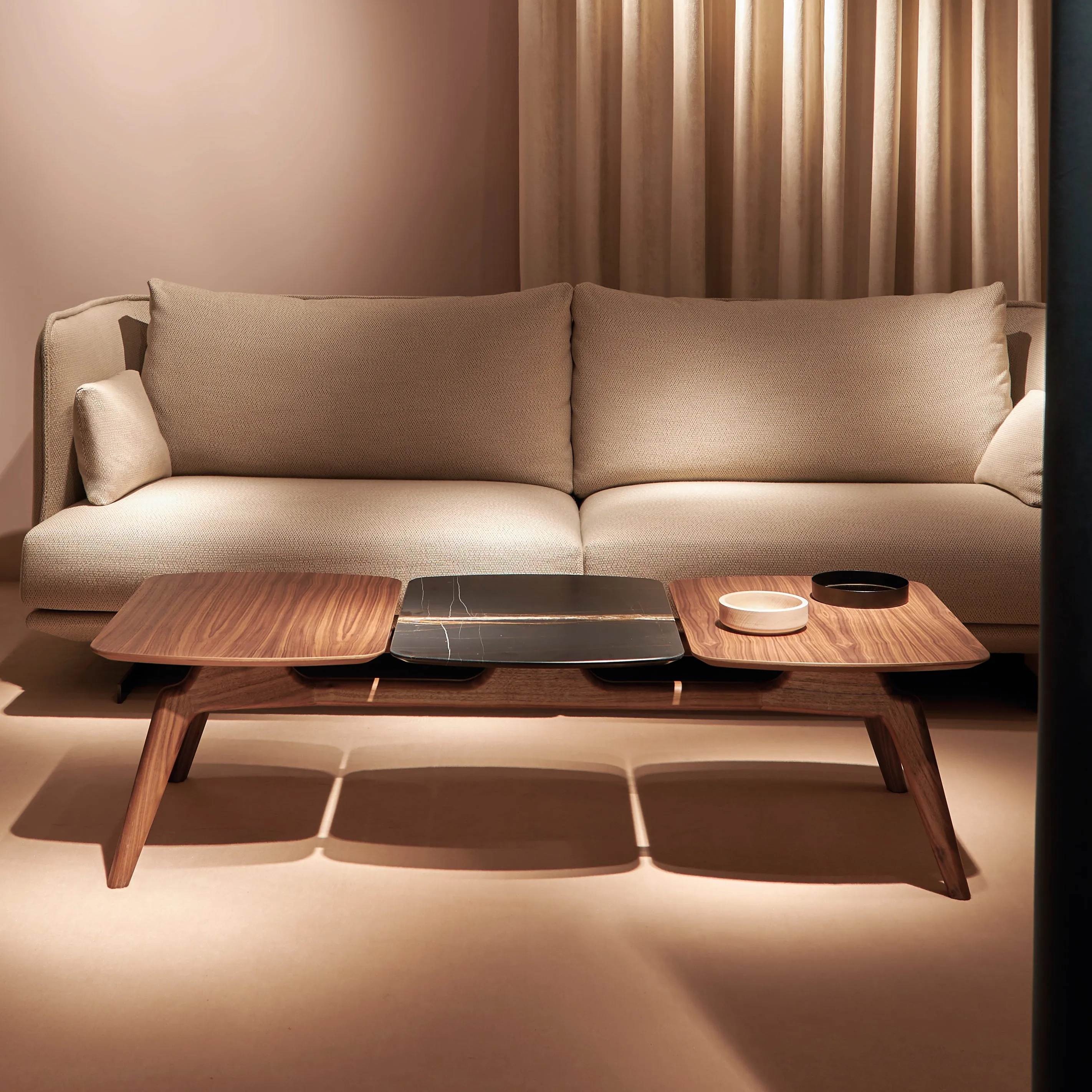 Mesa Mixta Coffee Table
