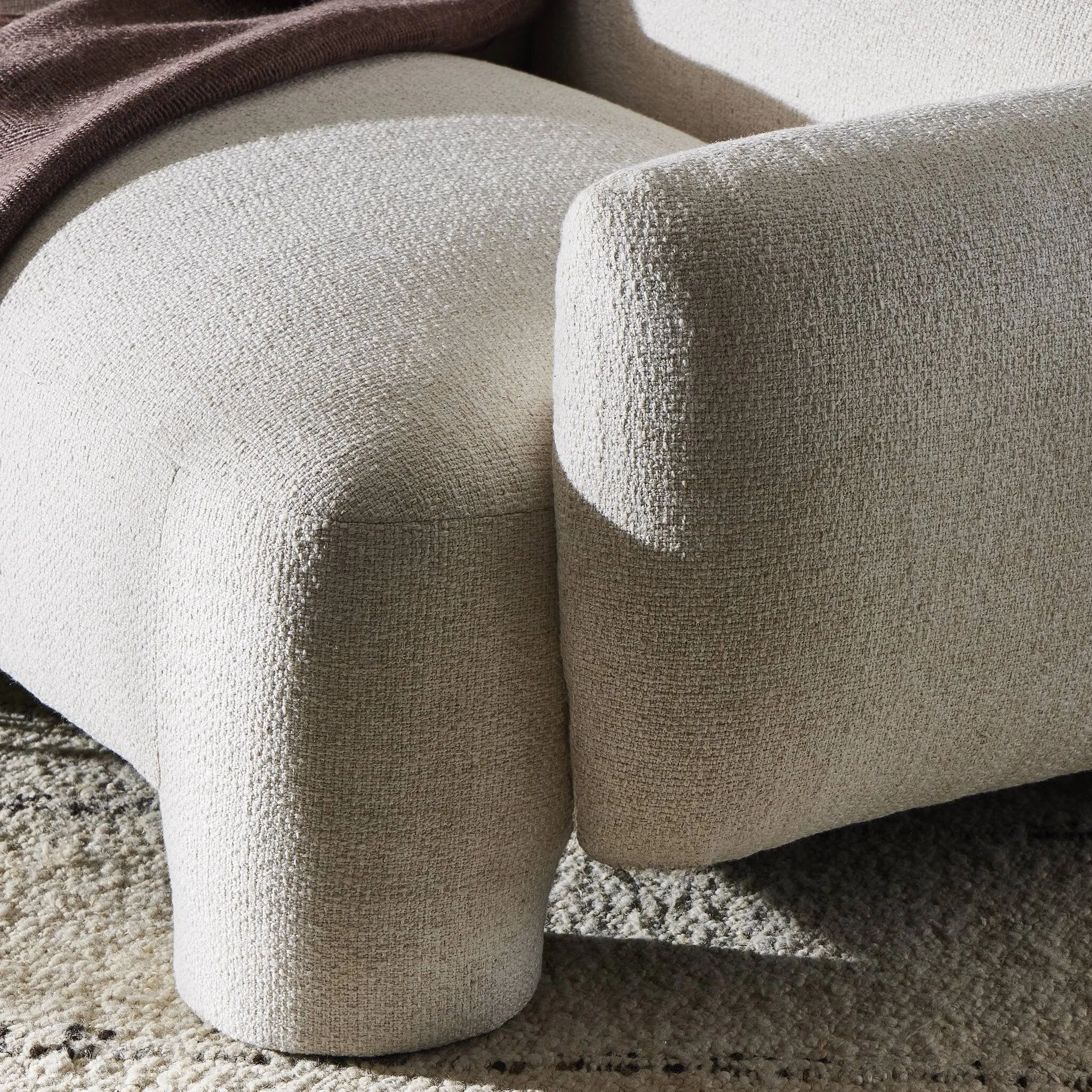 Mingh Lounge Chair