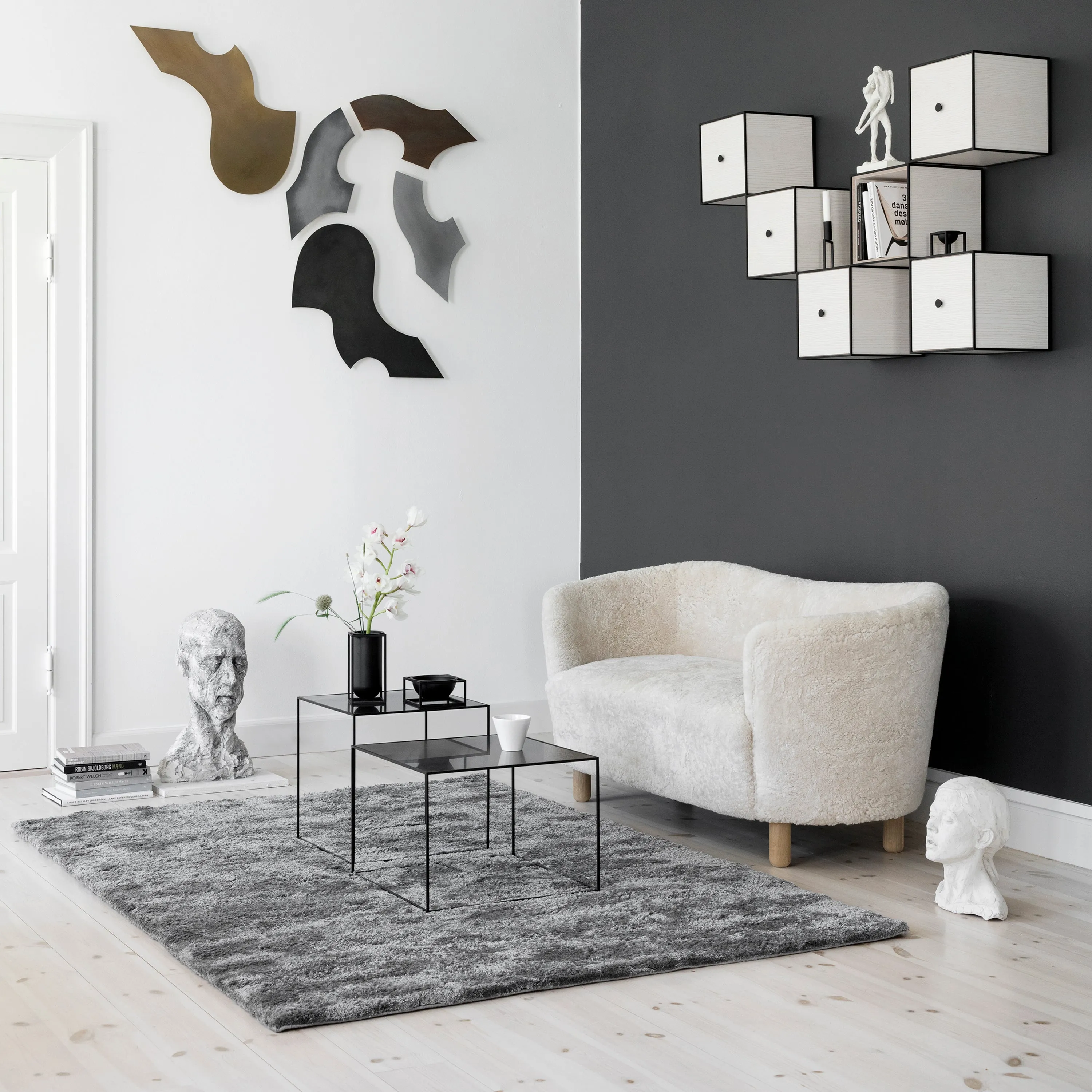 Mingle Sofa
