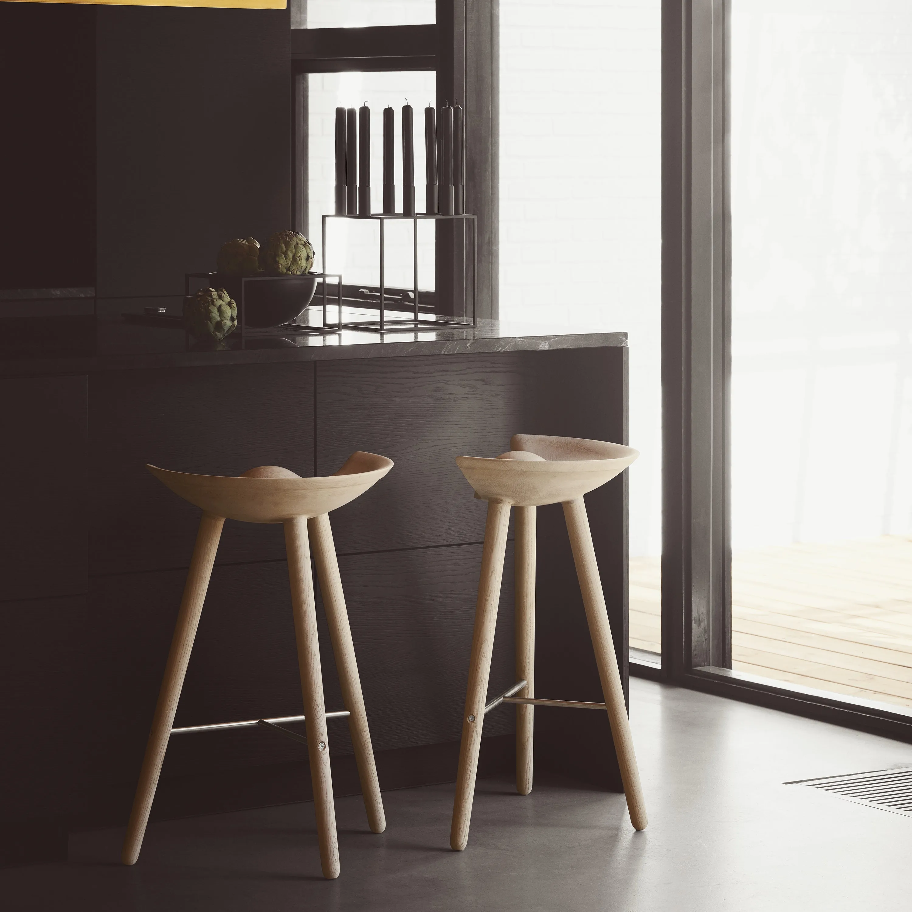 ML42 Stool