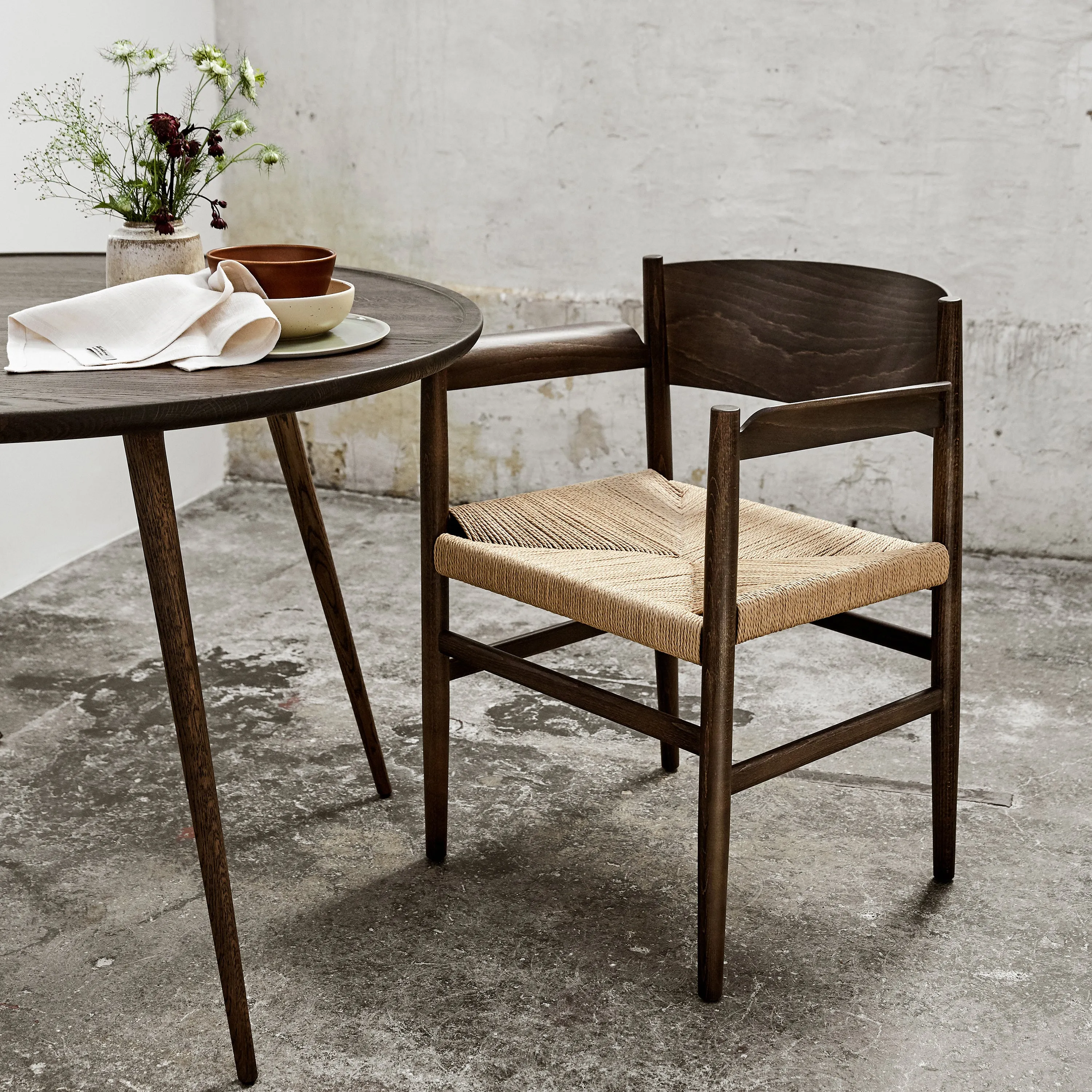Nestor Armrest Chair