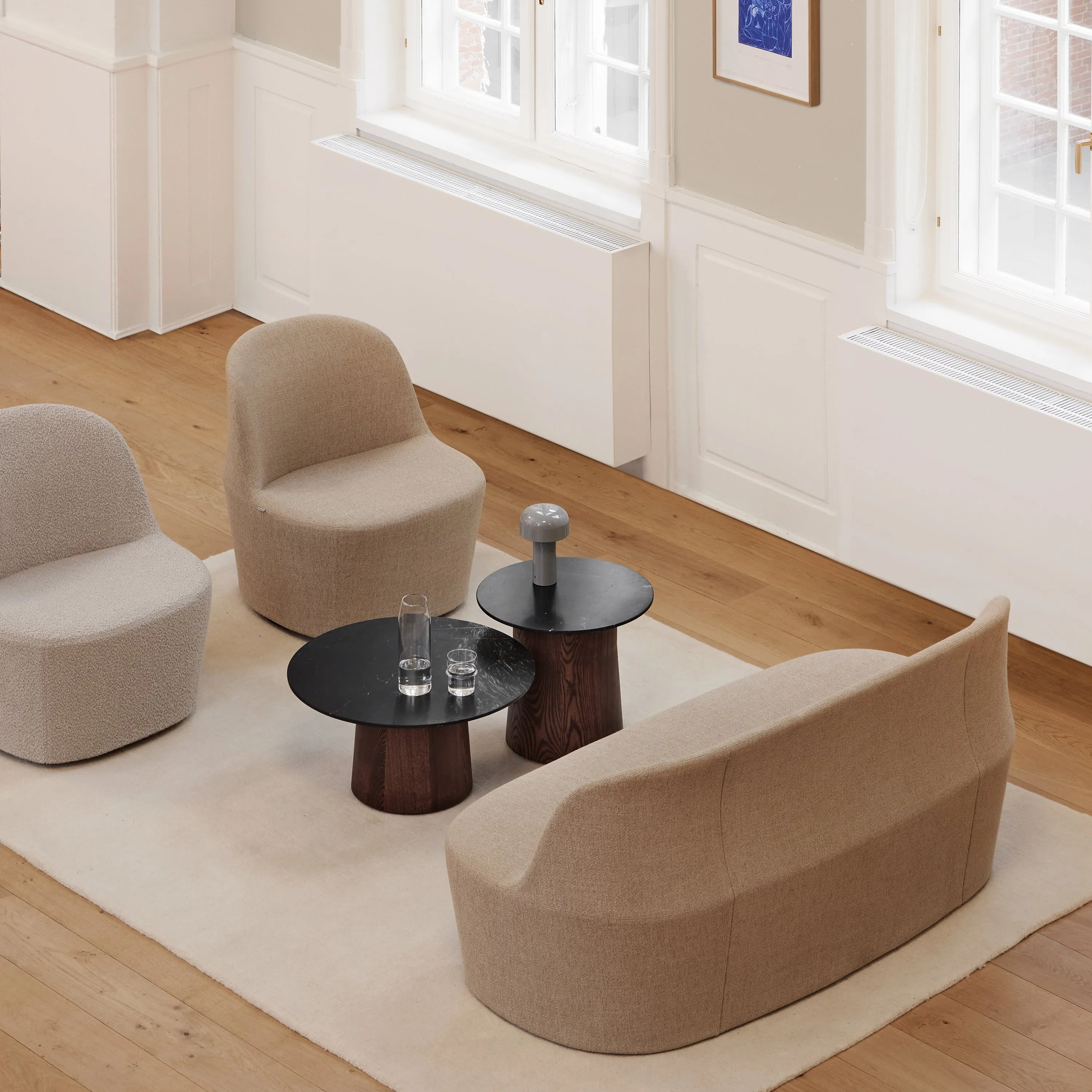 Niveau Coffee Table