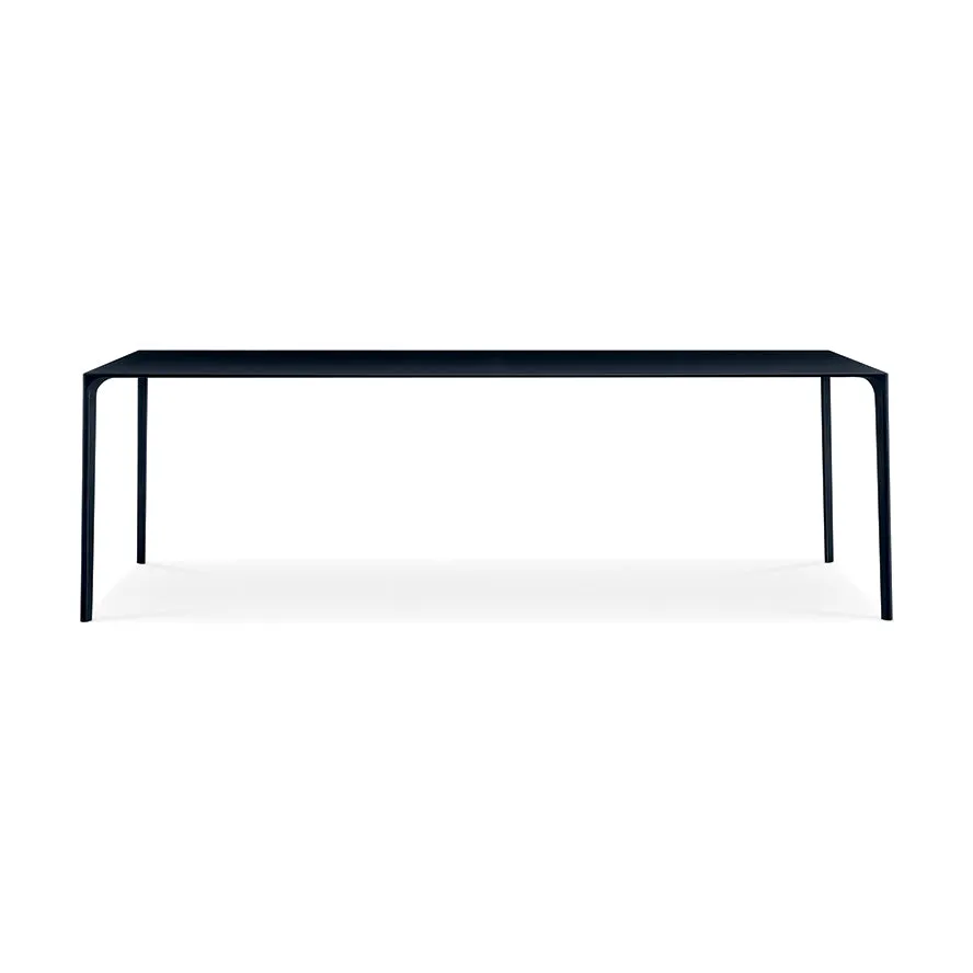 Nuur Desk Table