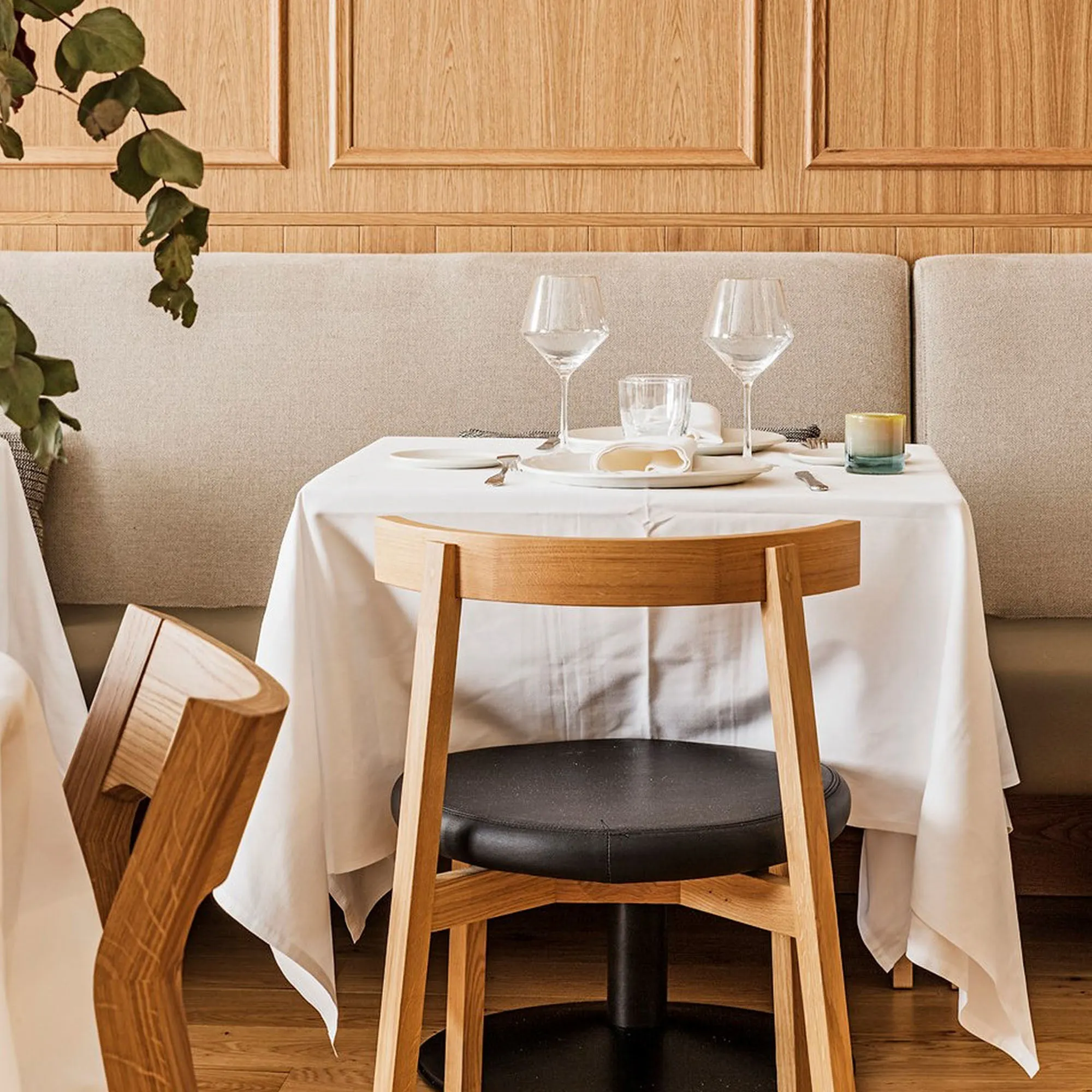 Oki-Nami Dining Chair
