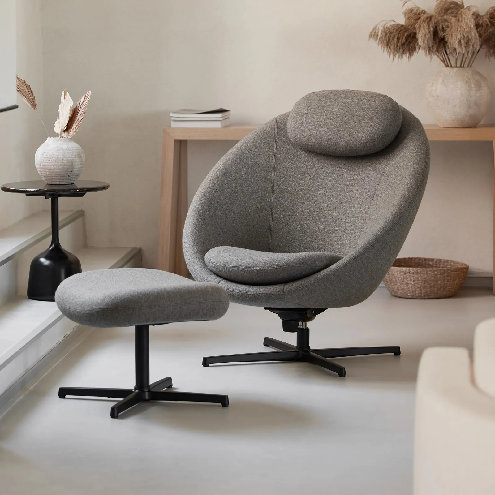 Pace Lounge Chair