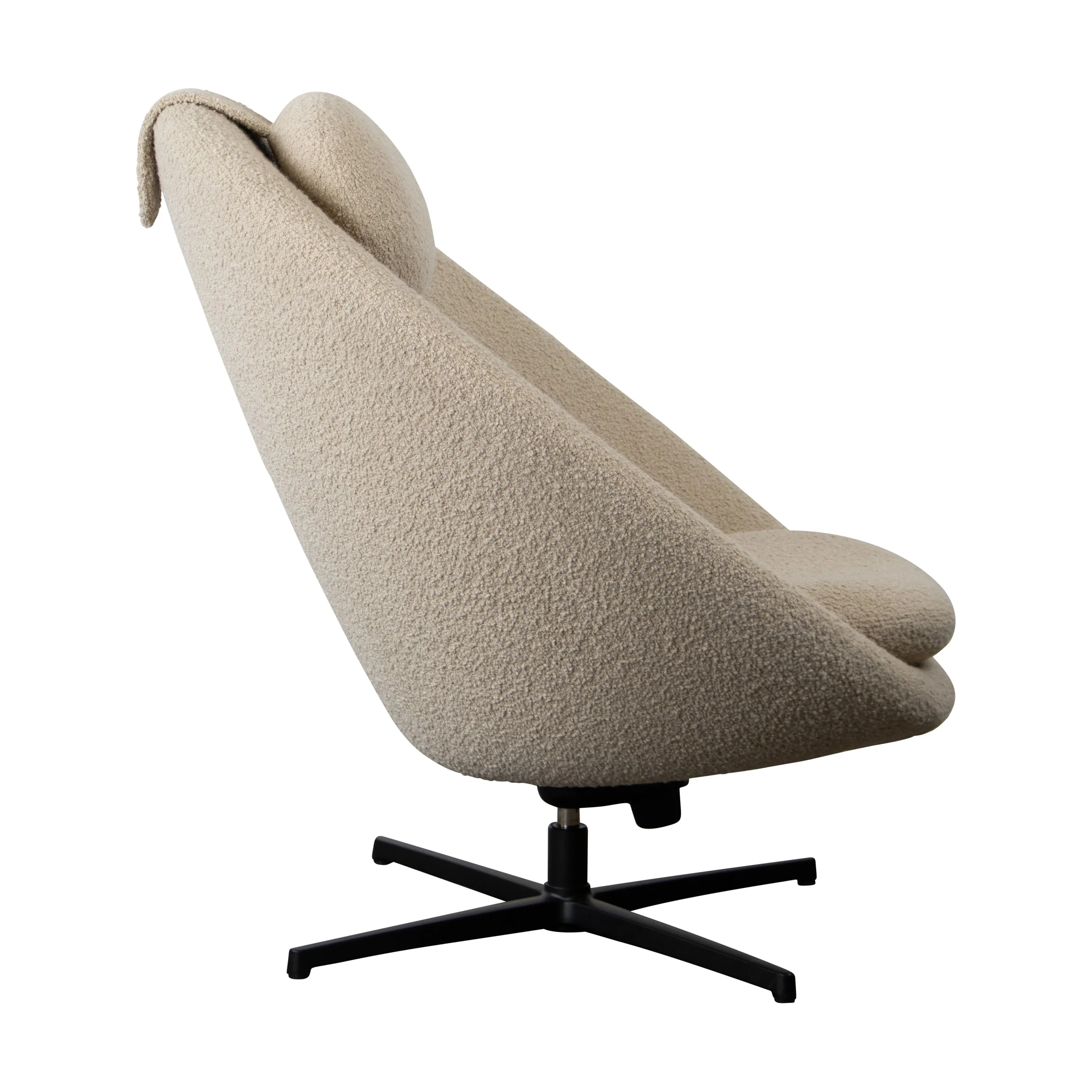 Pace Lounge Chair