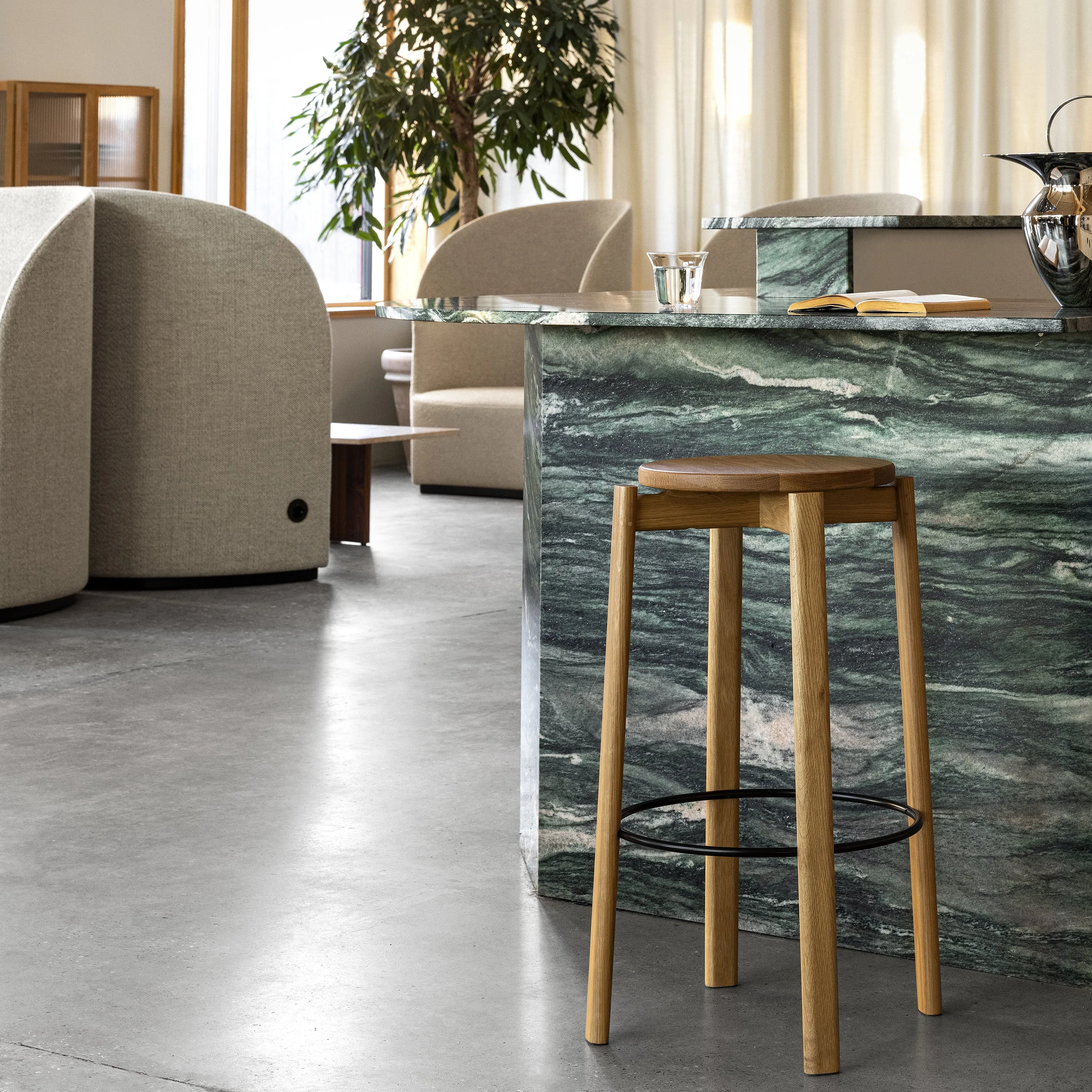 Passage Stool