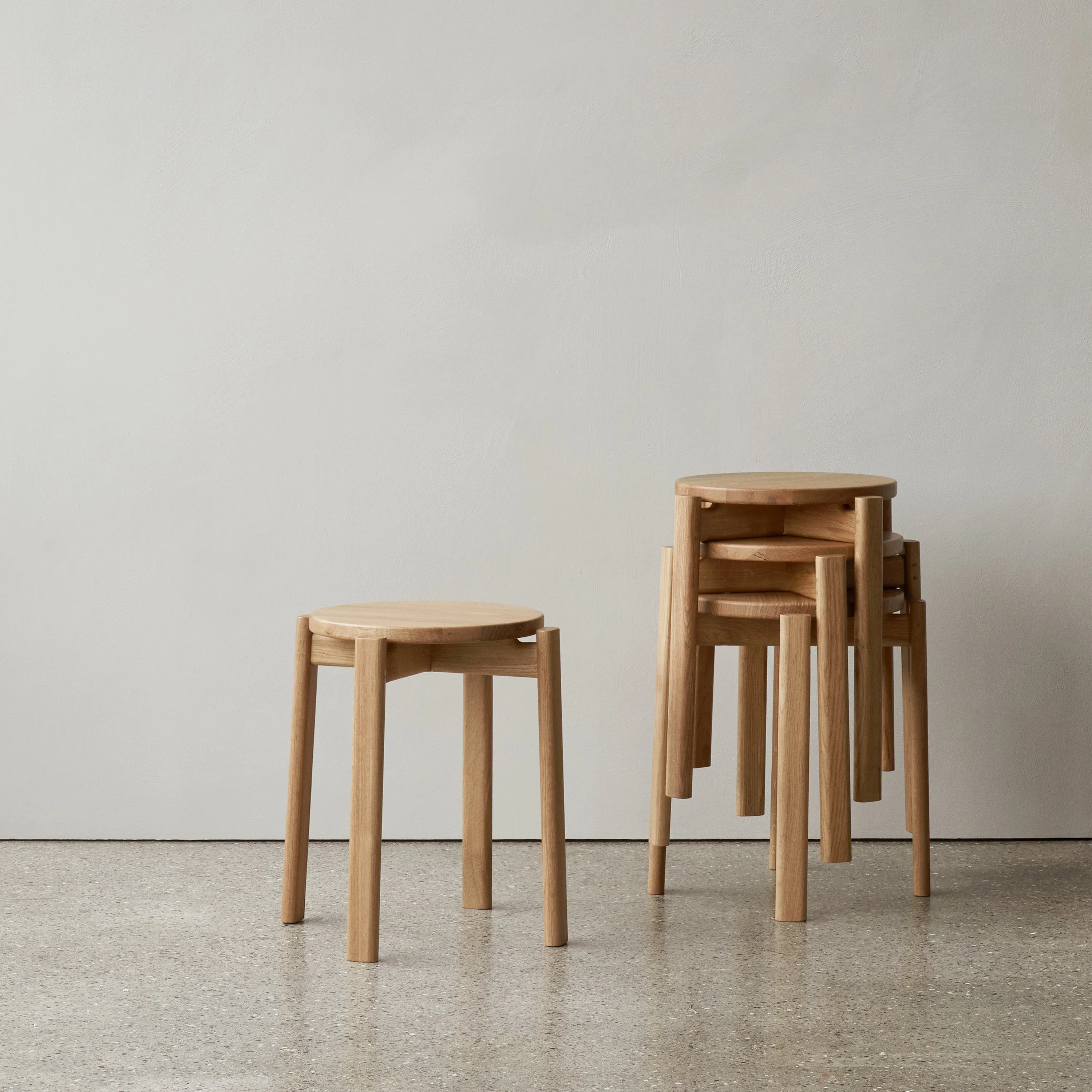 Passage Stool