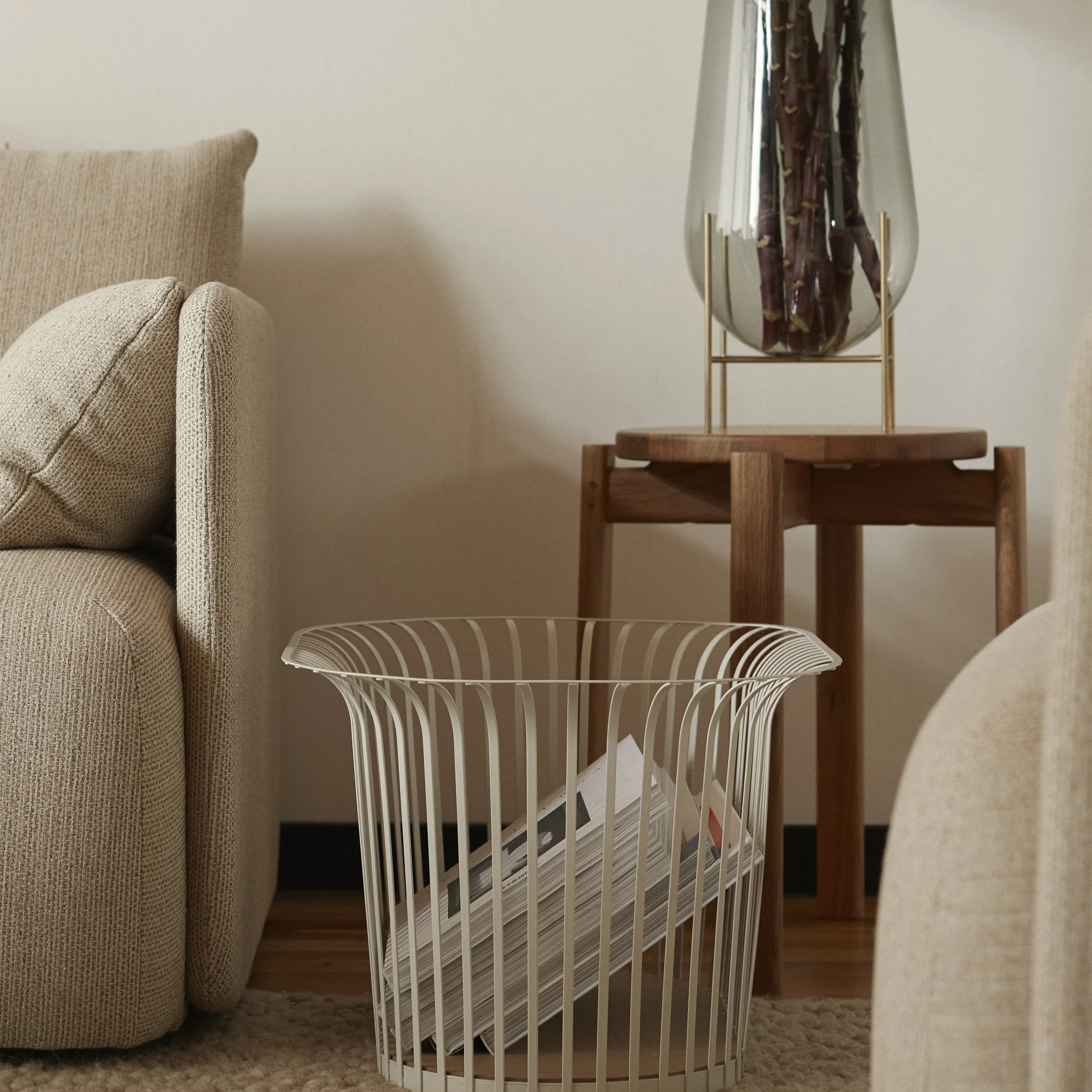 Passage Stool
