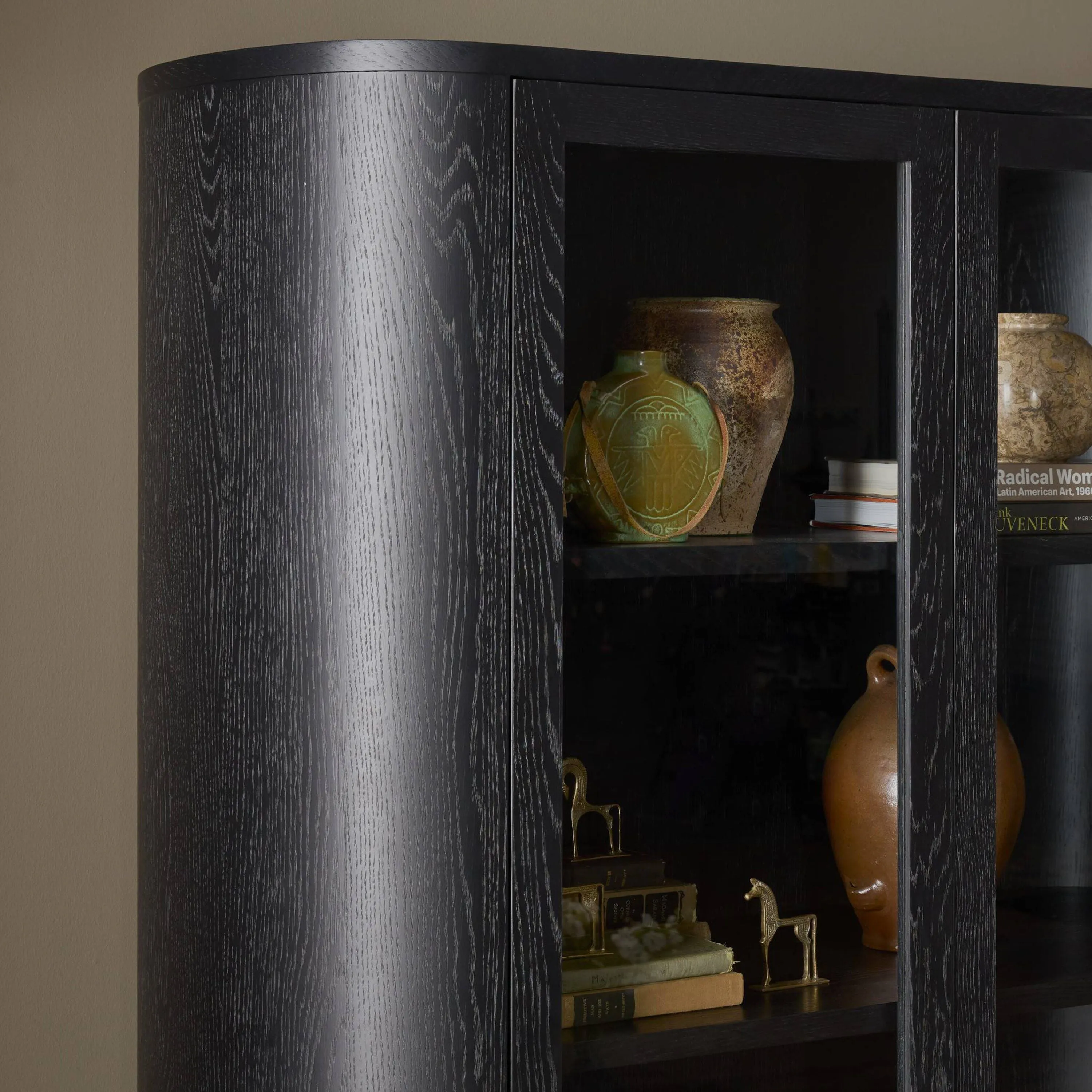 Pilar Cabinet