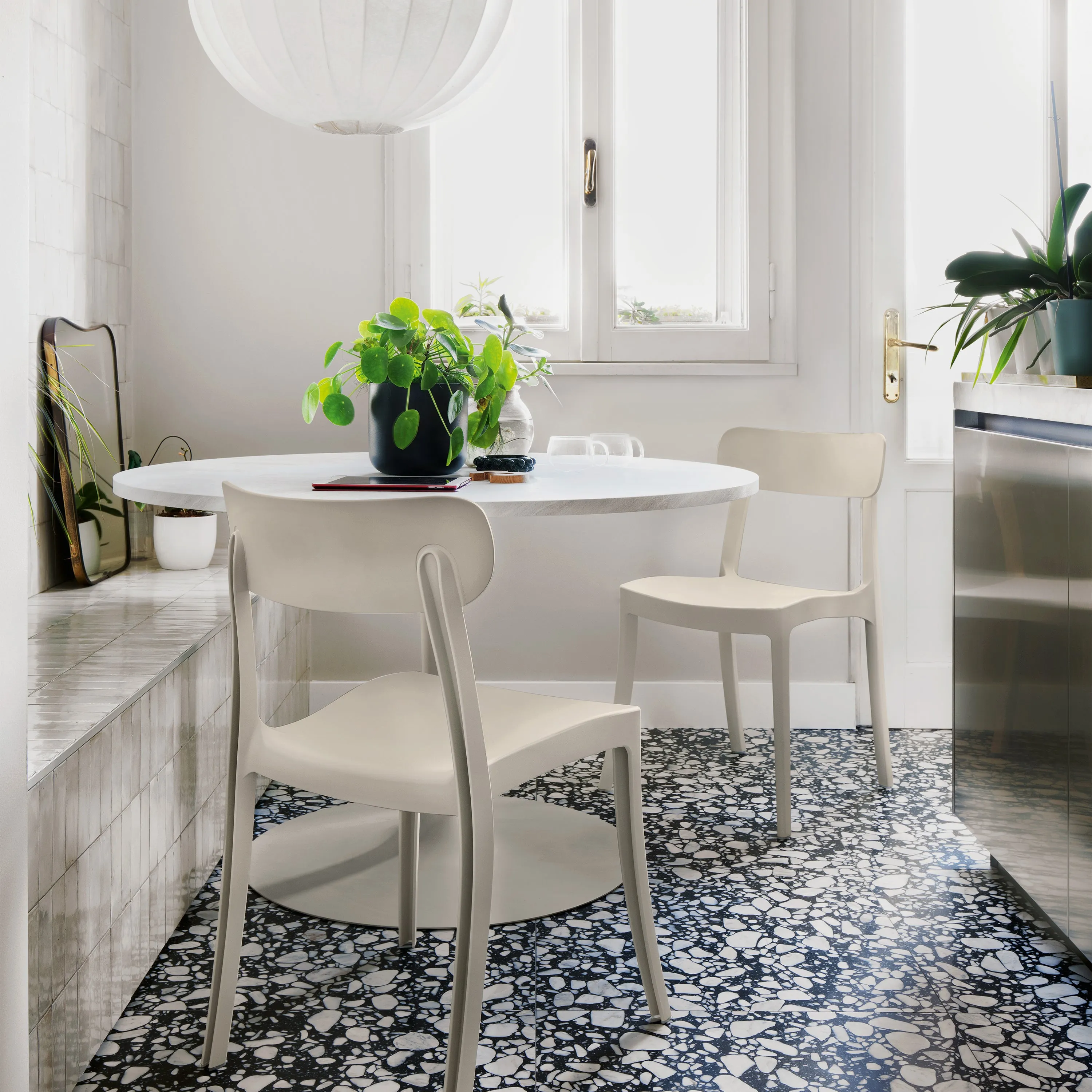 Planet Dining Table