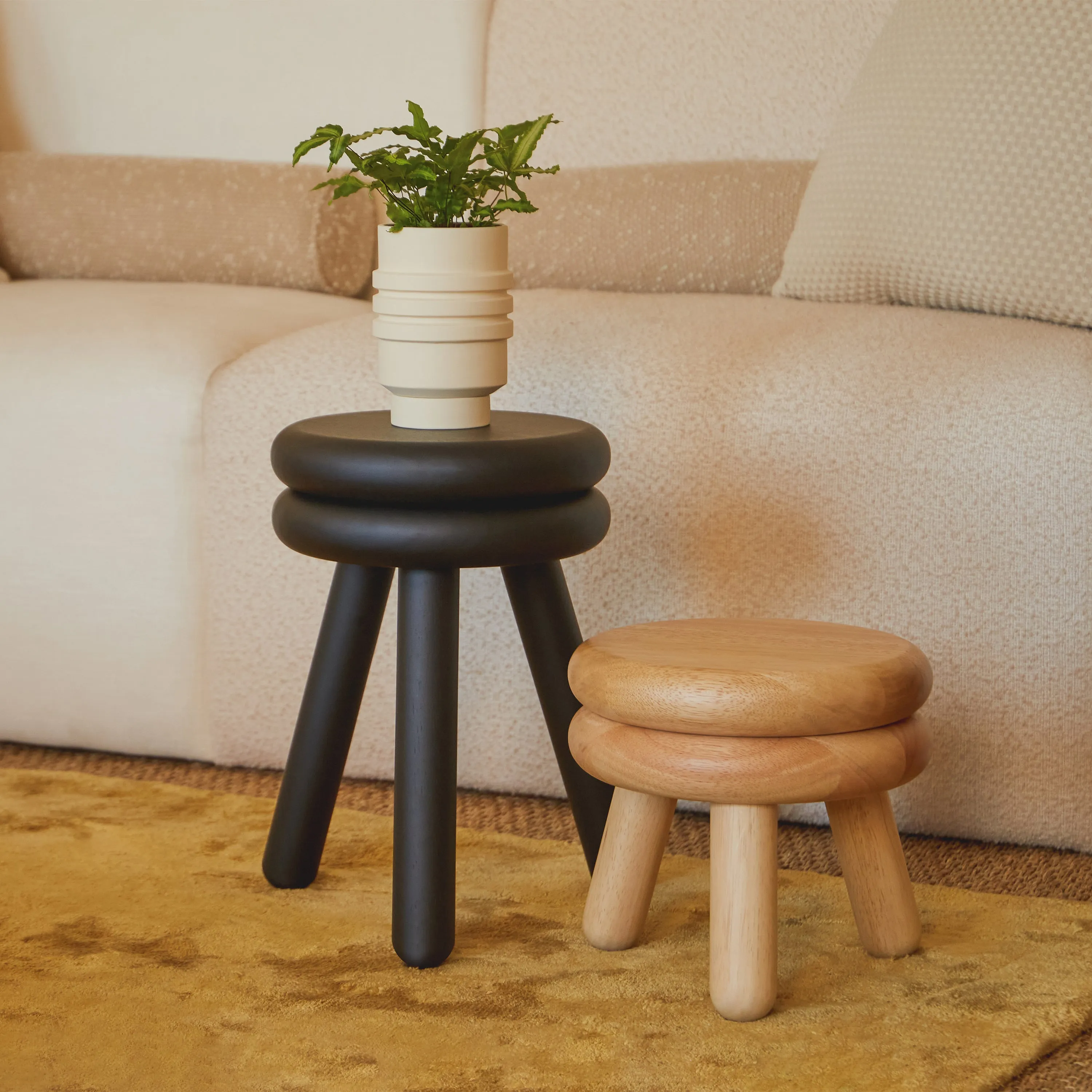 Pluma Stool
