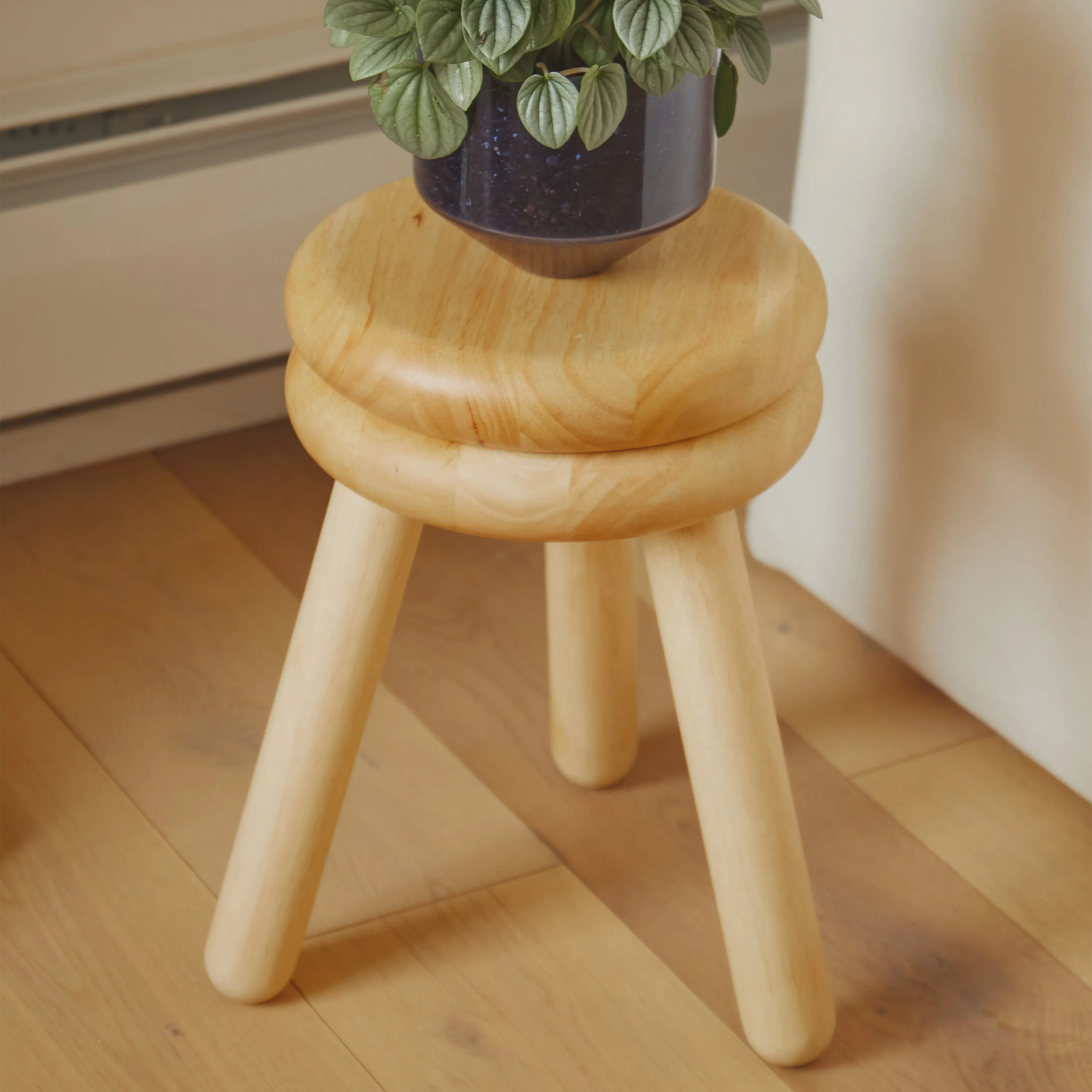 Pluma Stool