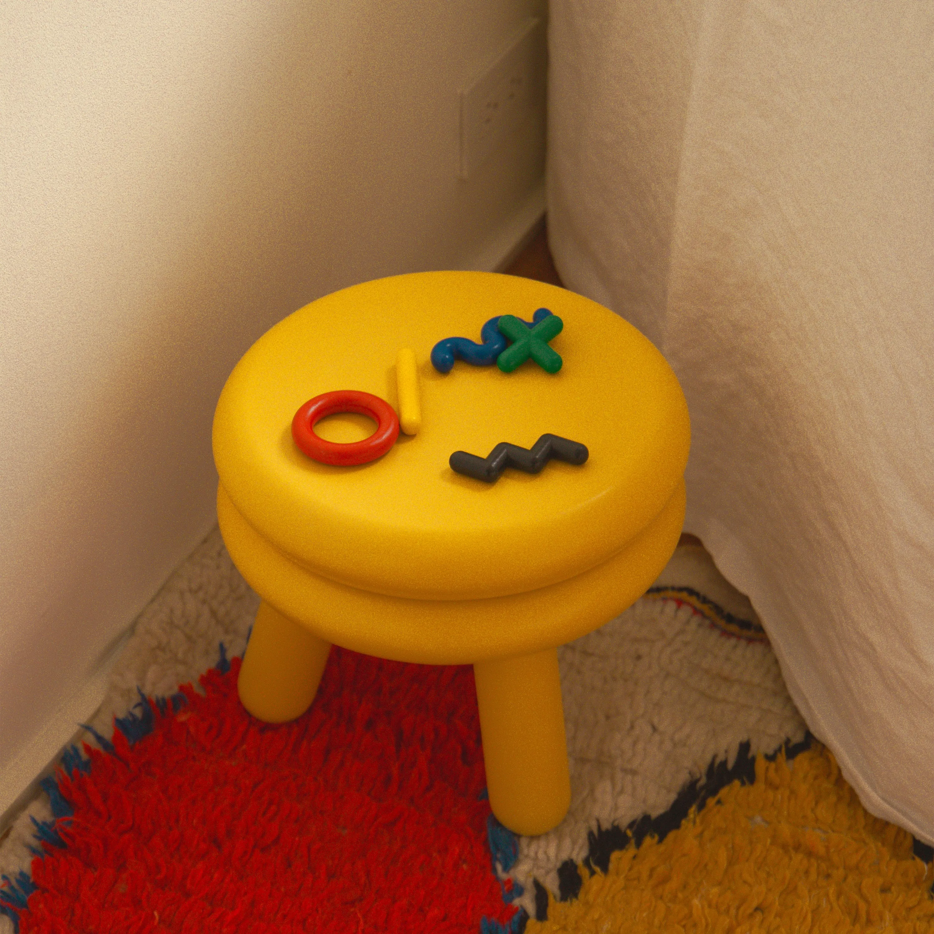 Pluma Stool
