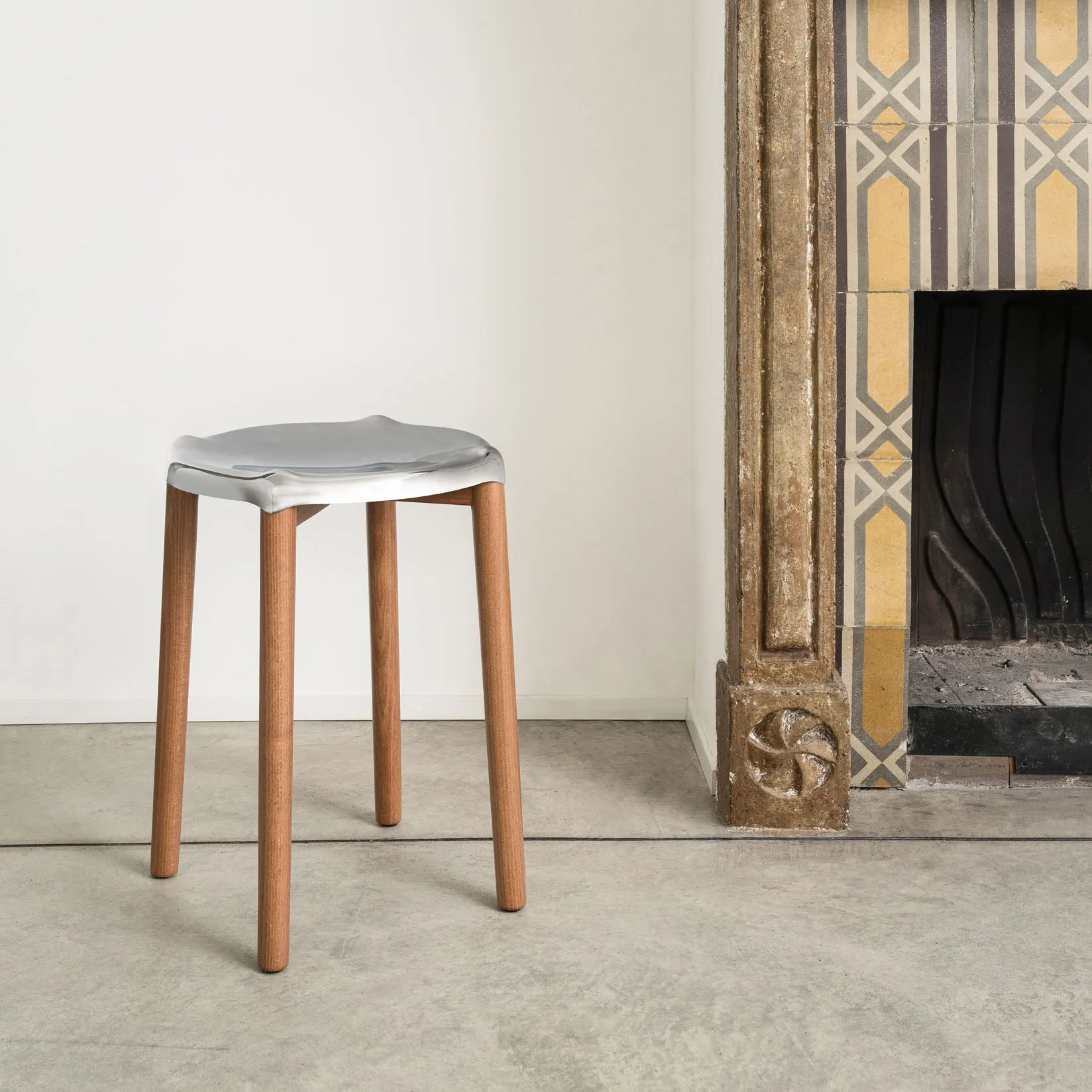 Pole Stool