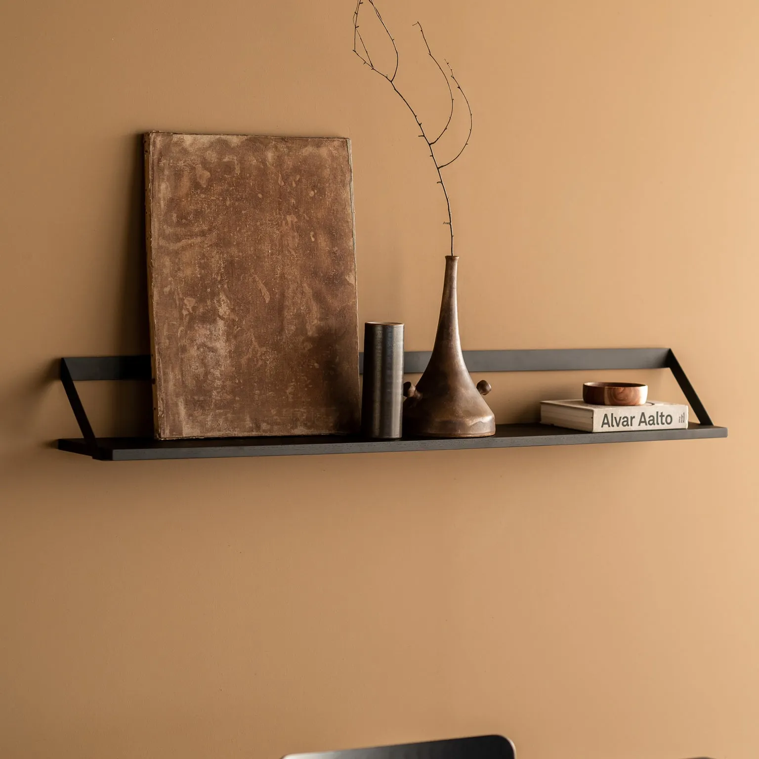 Ribbon Shelf