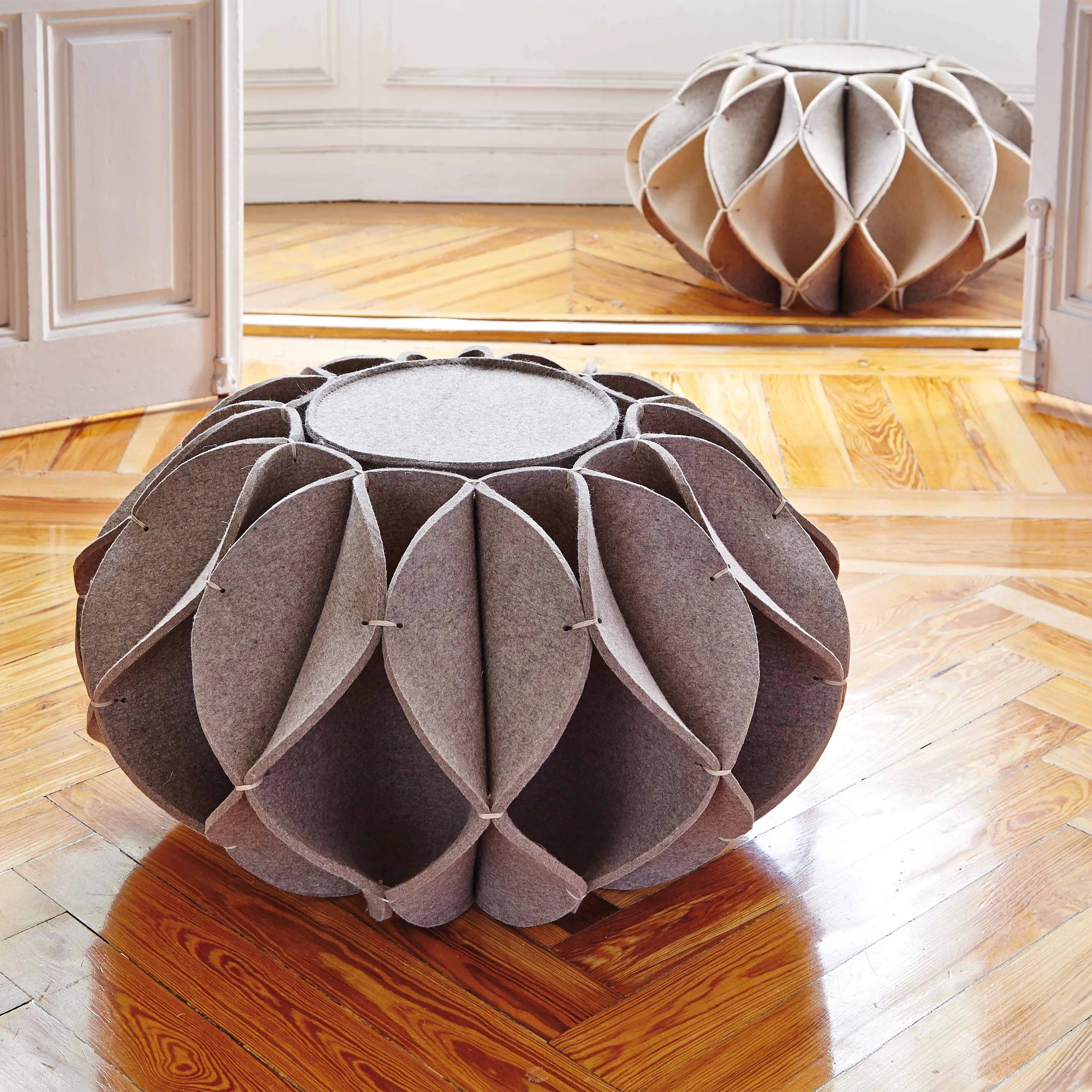 Ruff High Pouf