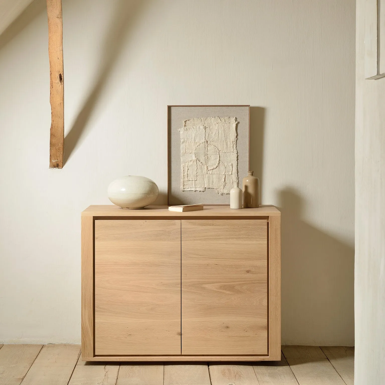 Shadow 2-Door Sideboard