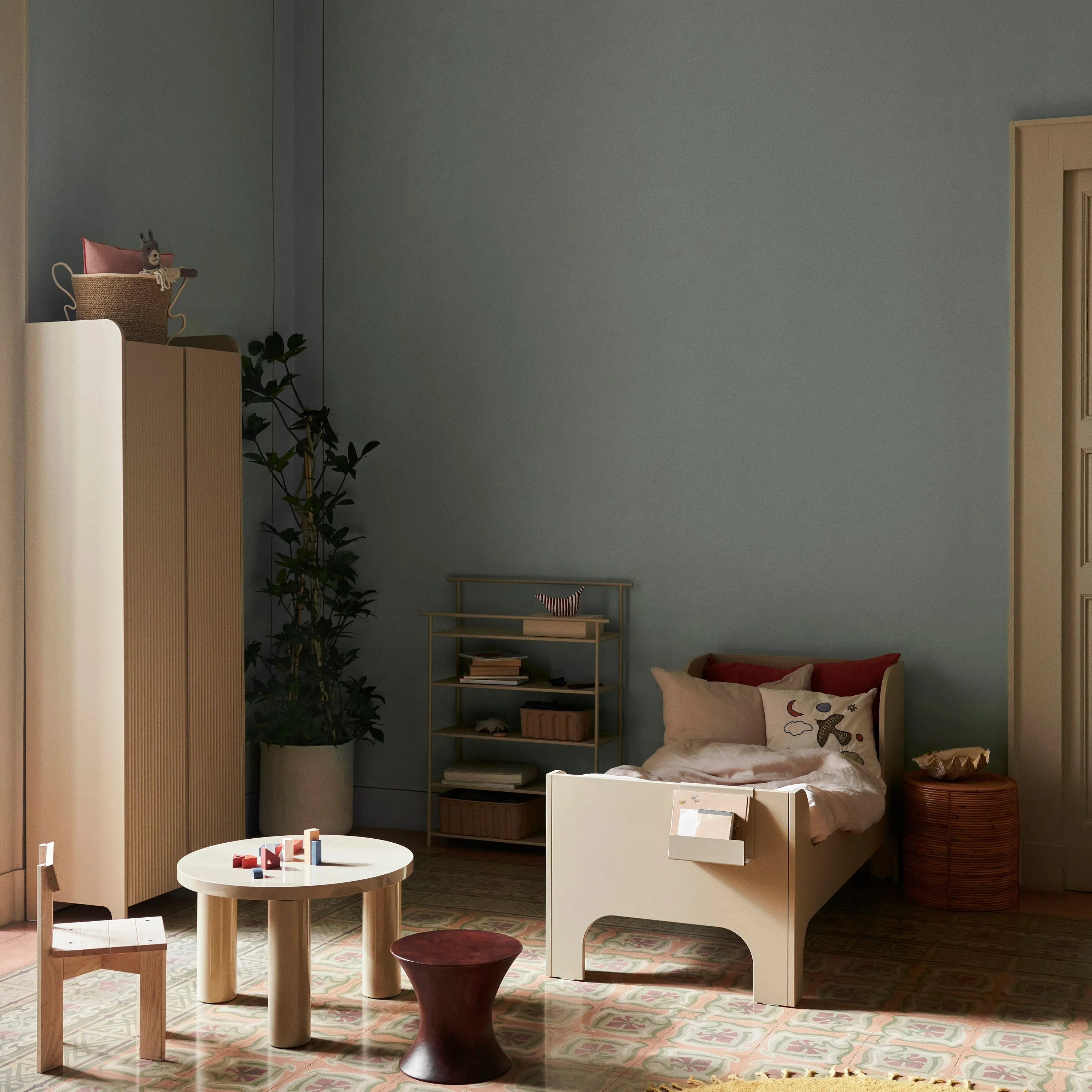 Sill Cupboard