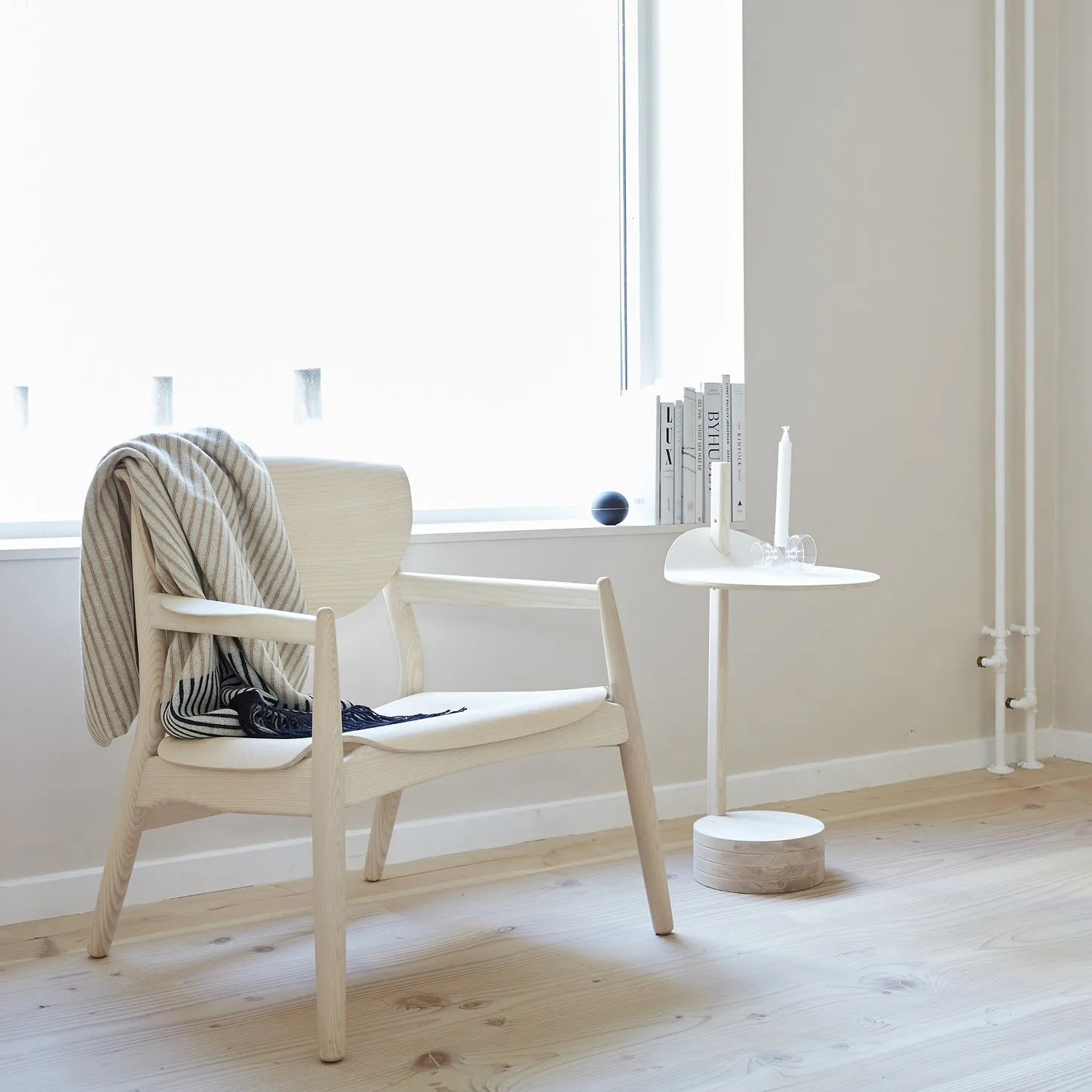 Stilk Side Table