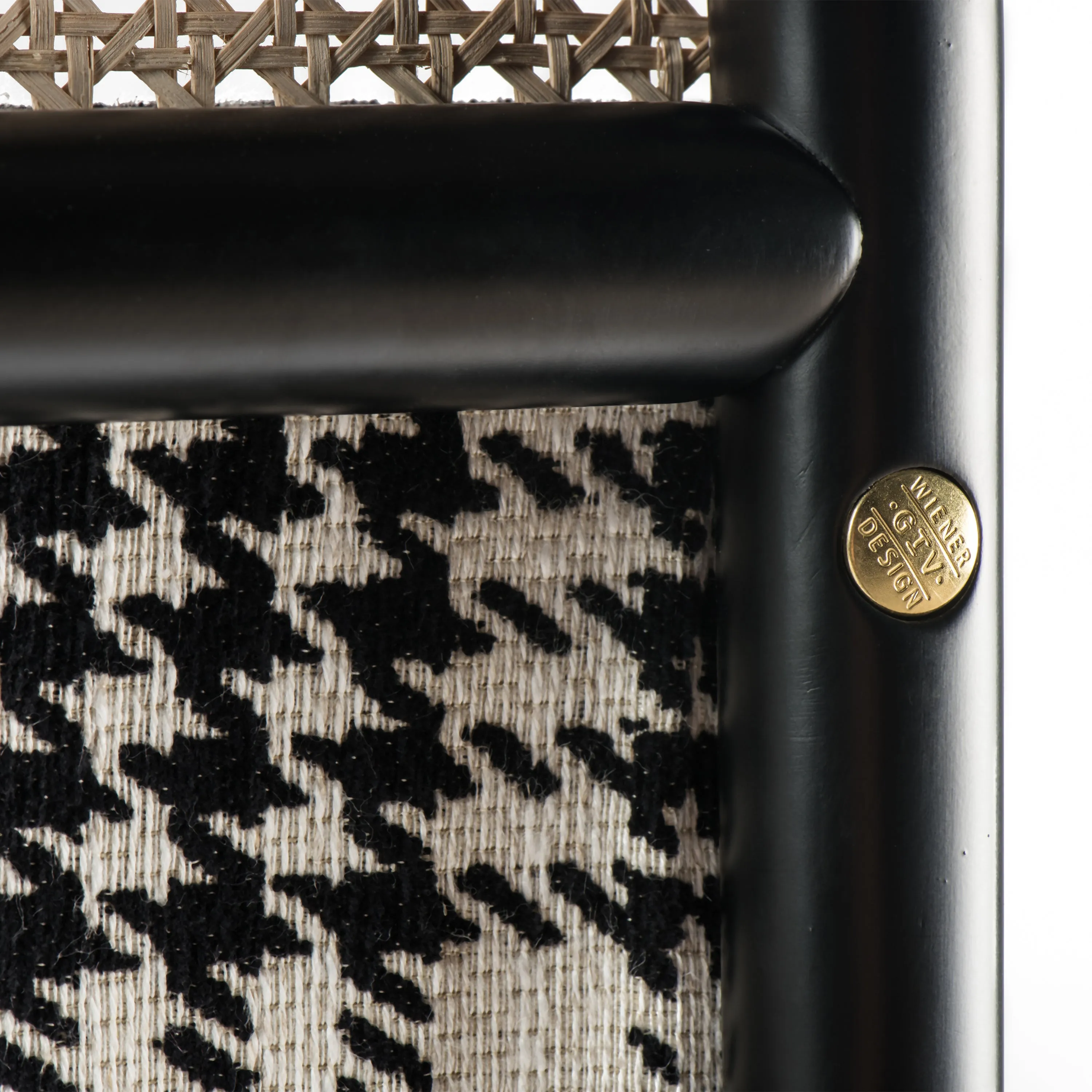 Targa Lounge Chair