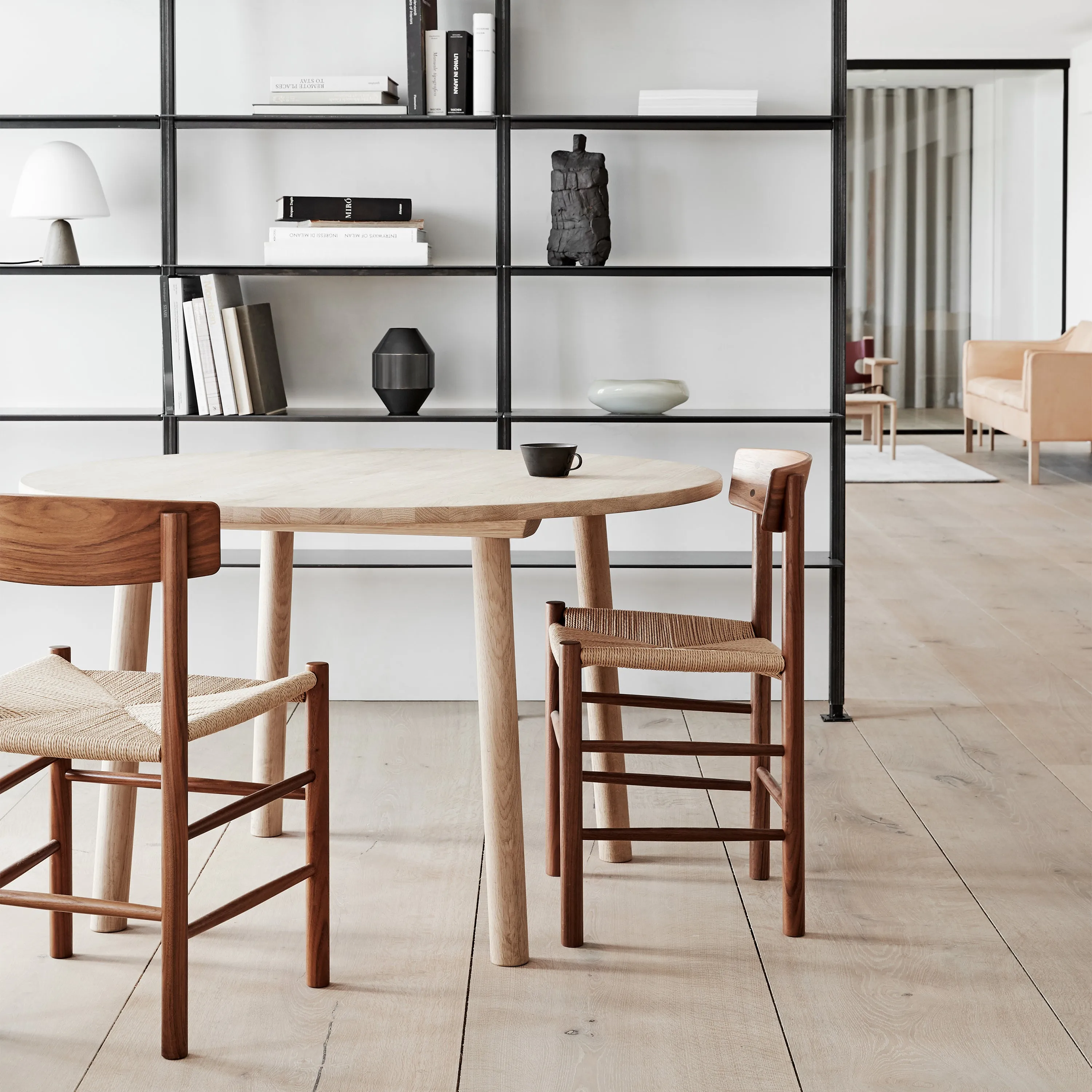 Taro Round Dining Table