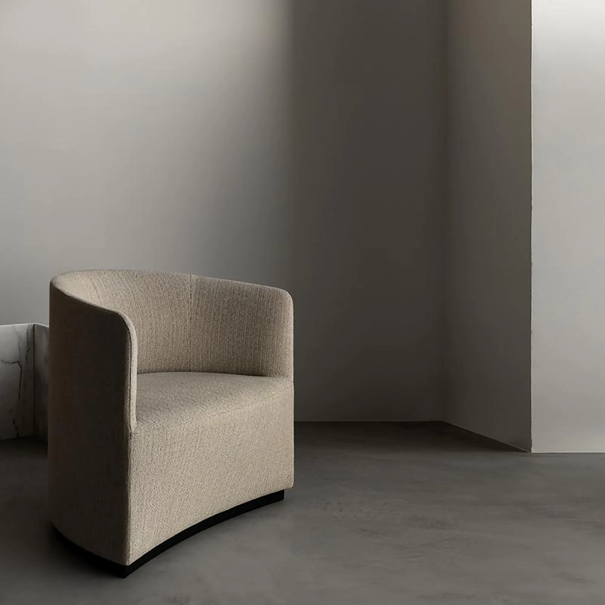 Tearoom Lounge Chair