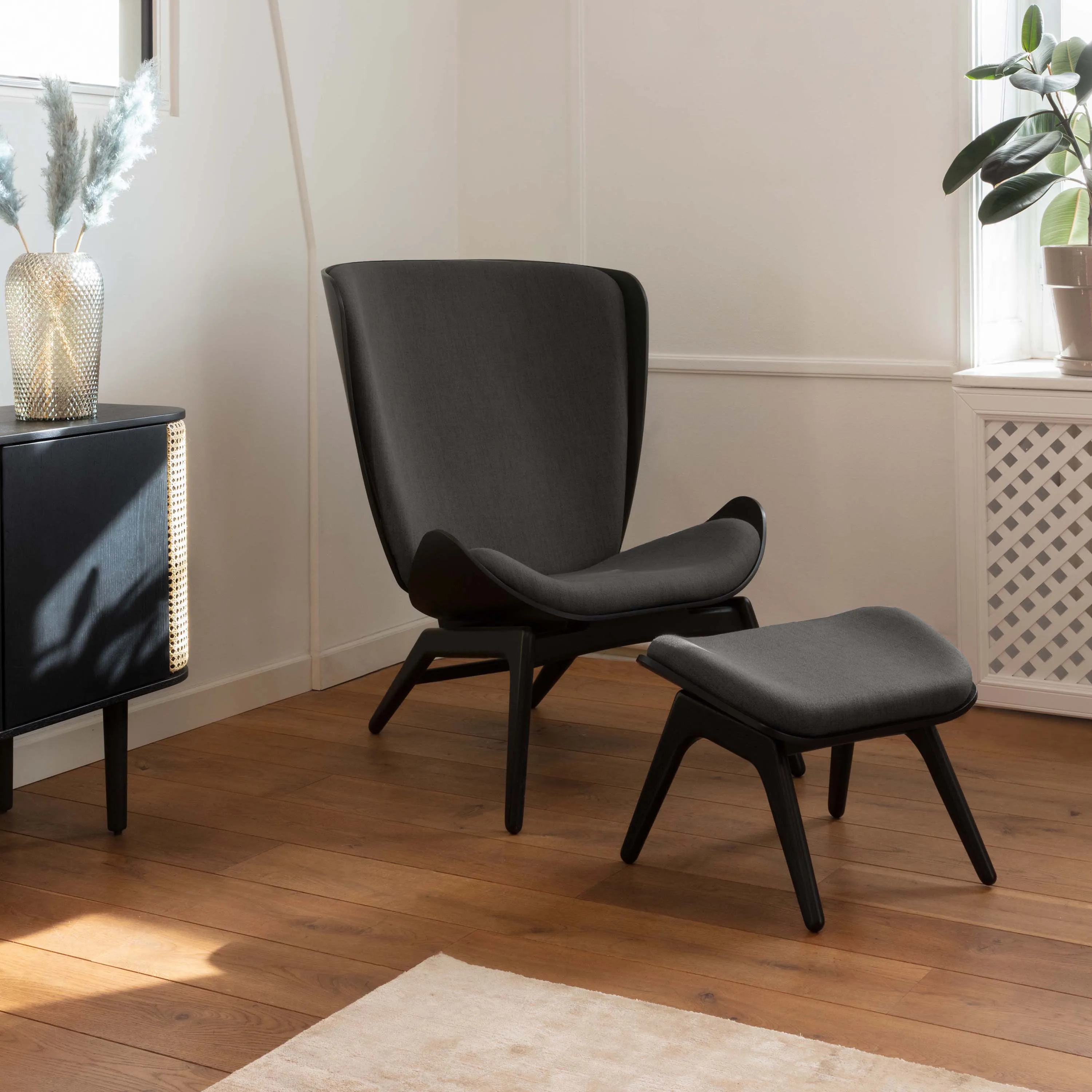 The Reader Ottoman
