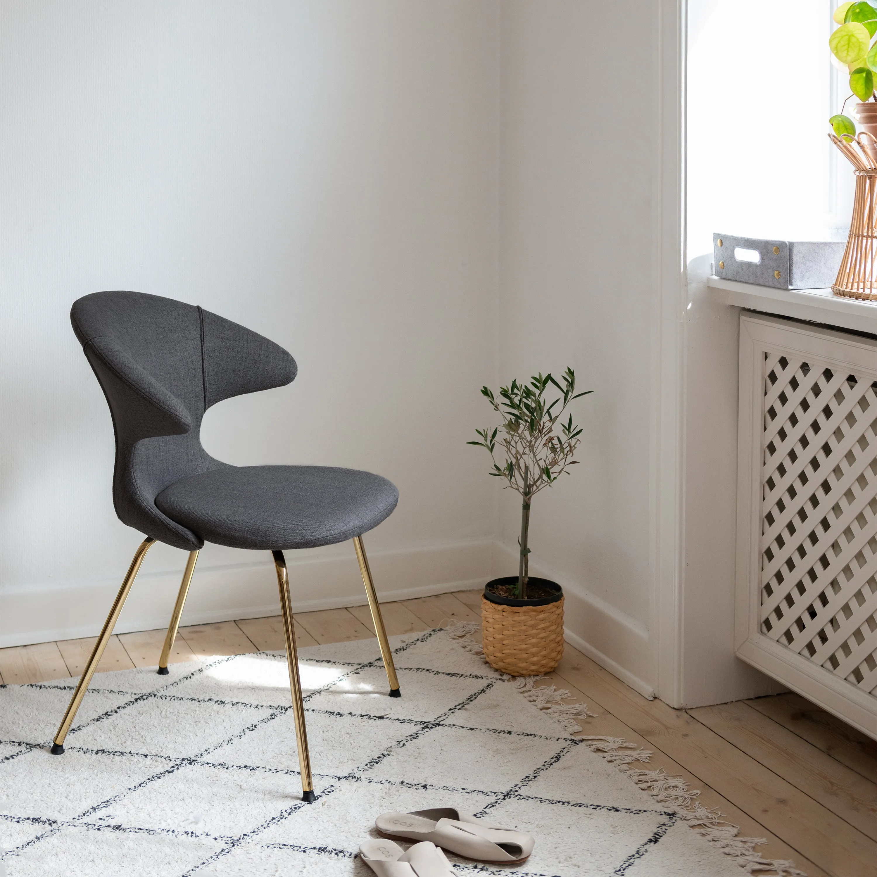 Time Flies Chair
