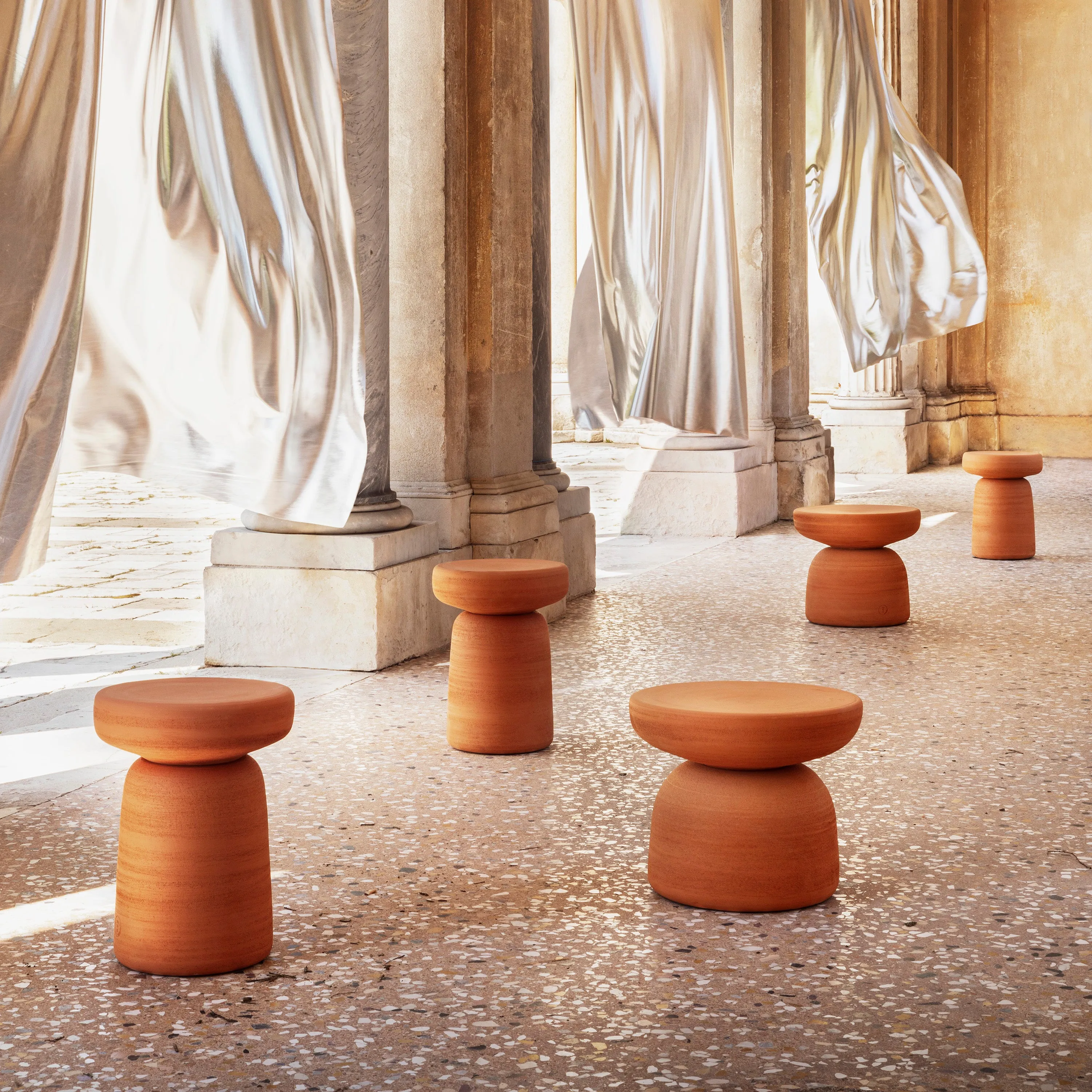 Tototo Side Table