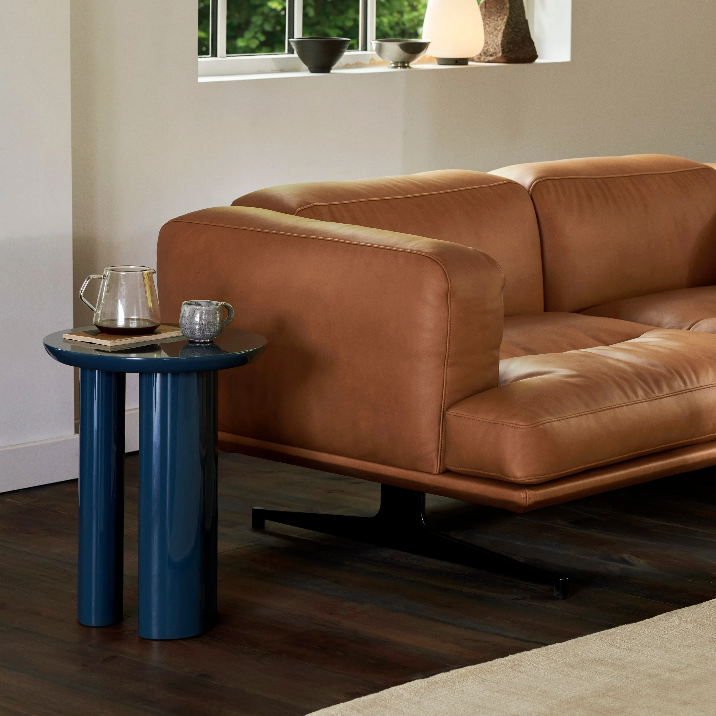 Tung Side Table