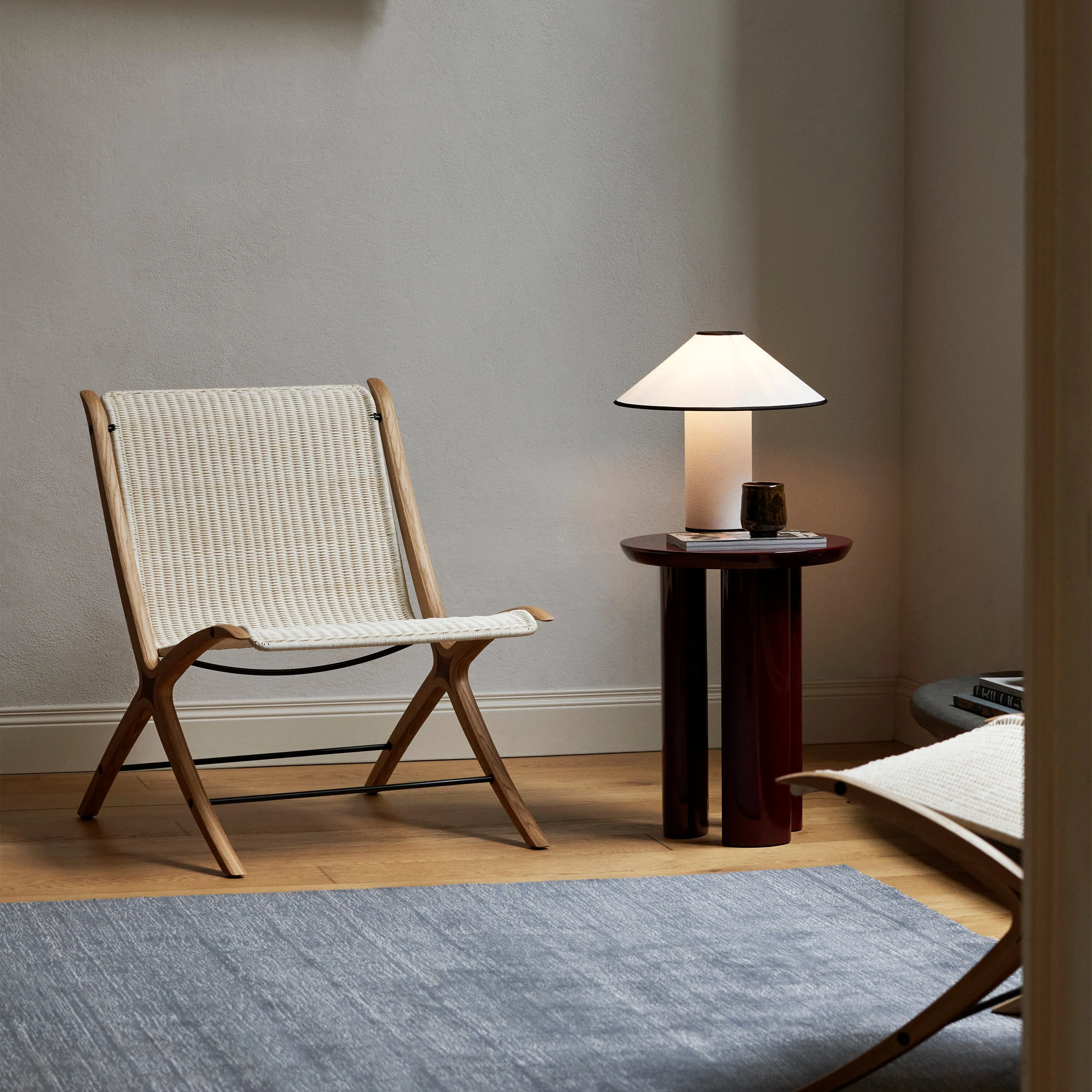 X Lounge Chair